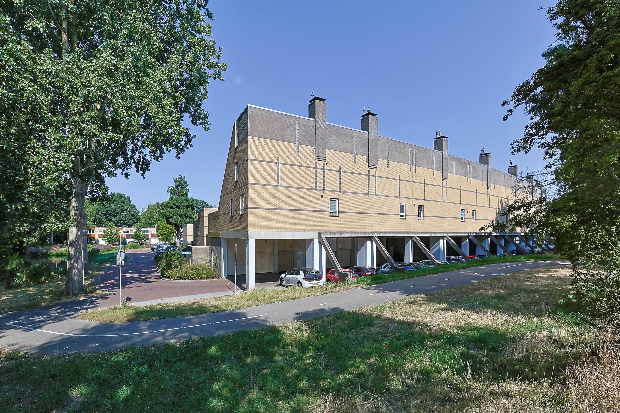 Foto van Leeuwenburg 73, Alphen aan den Rijn