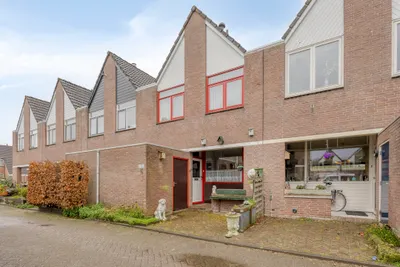 Foto van Aardster 235, Alphen Aan Den Rijn