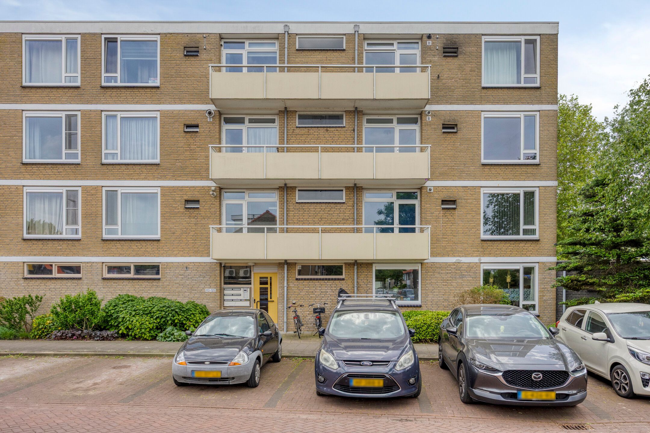 Foto van Cederstraat 123, Alphen aan den Rijn