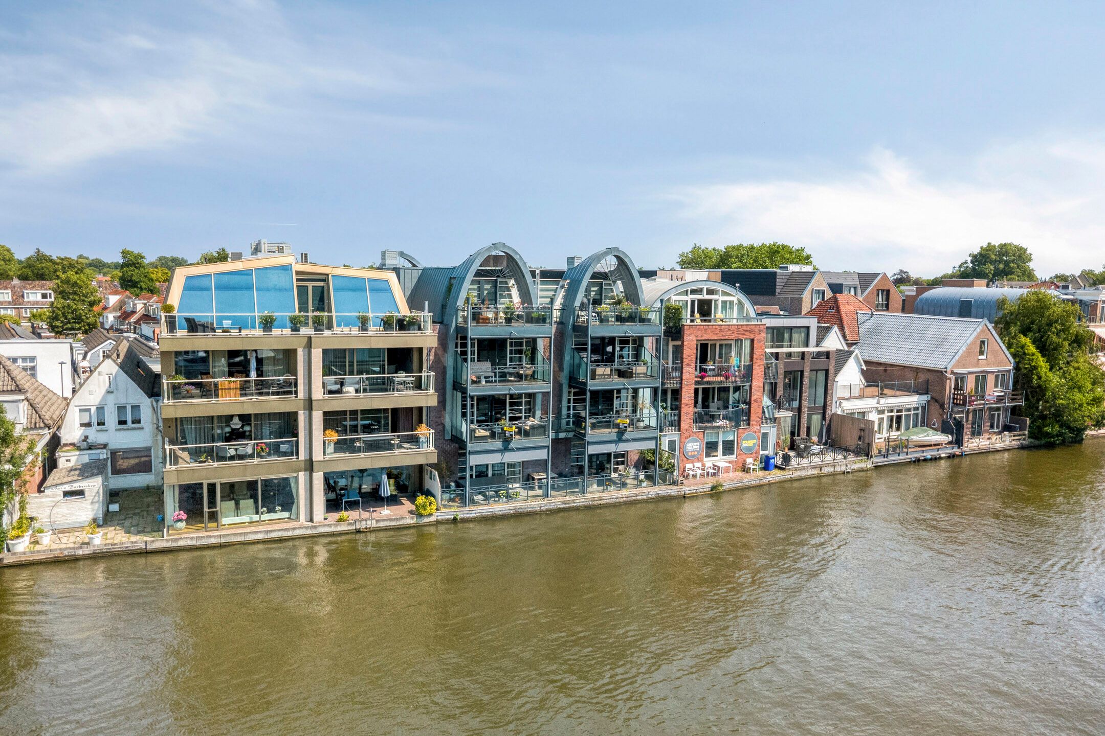 Foto van Raadhuisstraat 251, Alphen aan den Rijn
