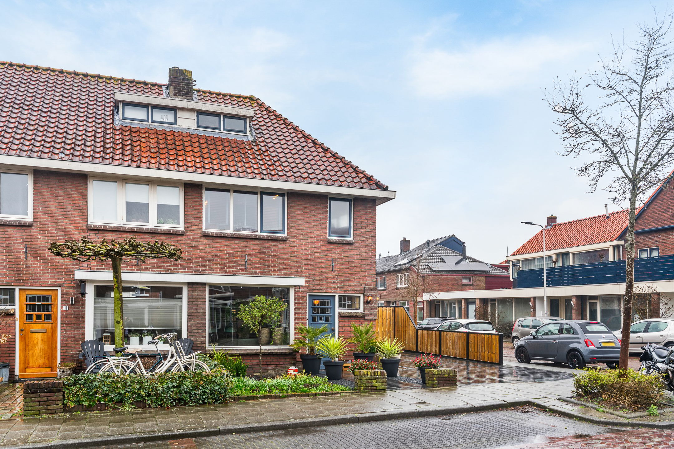 Foto van Ruisdaelstraat 13, Alphen aan den Rijn