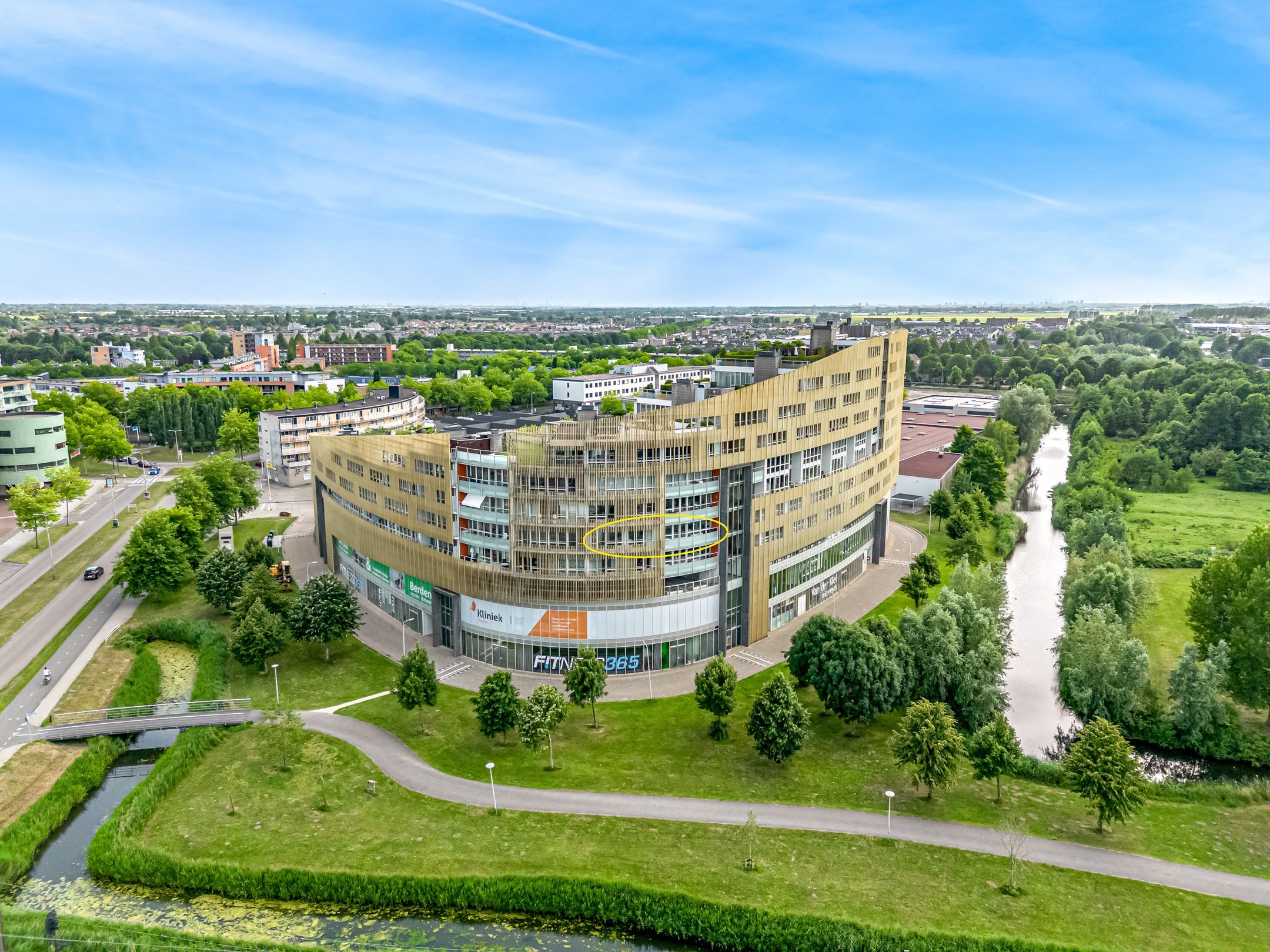 Foto van Zuidland 45, Alphen aan den Rijn