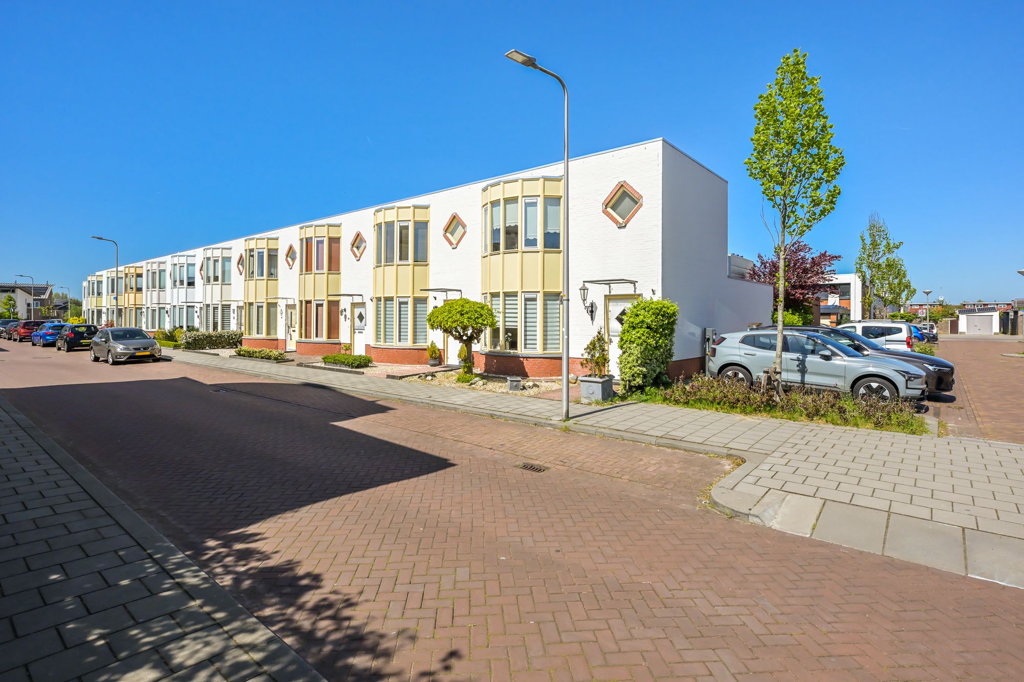 Foto van Schutsluis 47, Alphen aan den Rijn