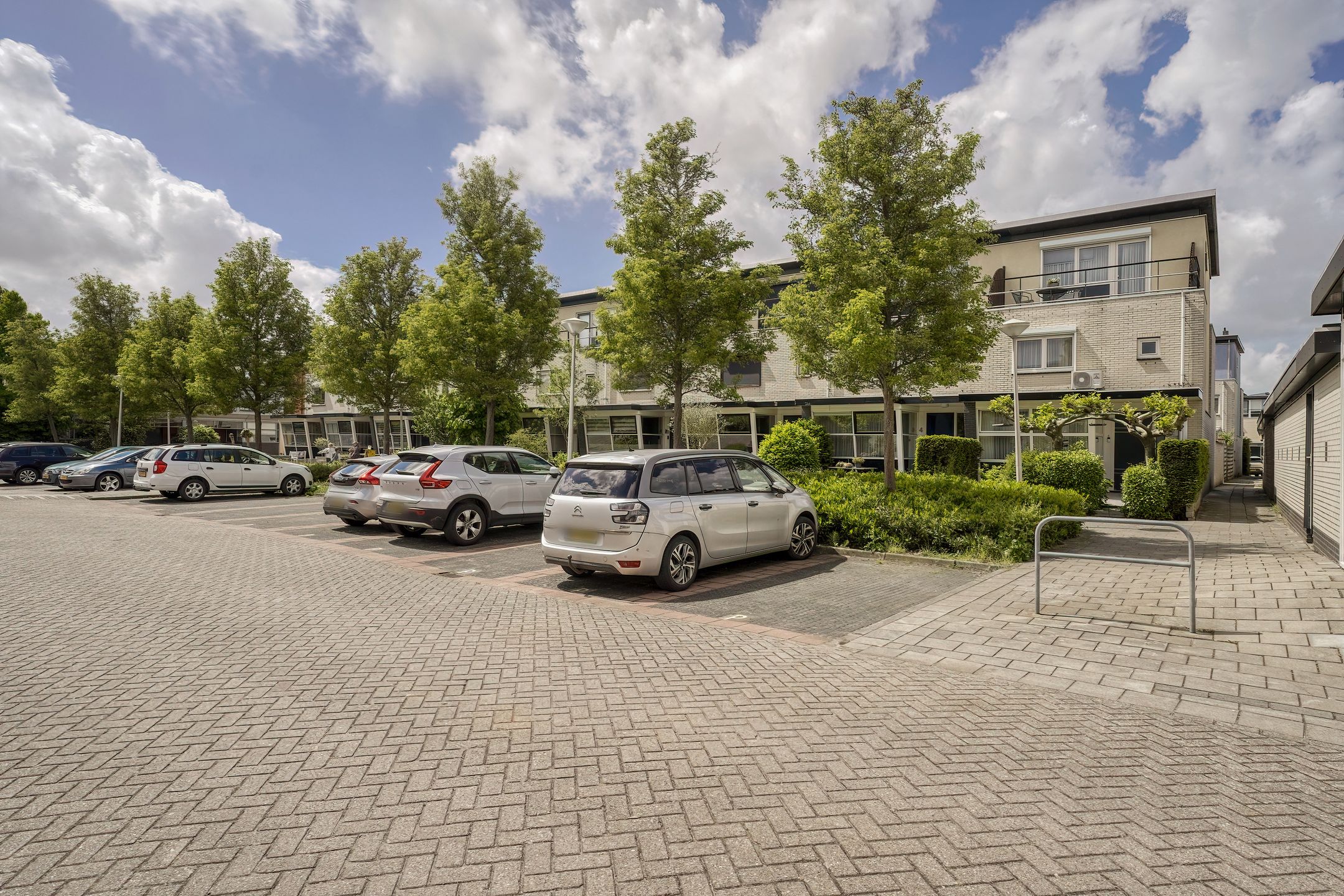 Foto van Tubantengaarde 2, Alphen aan den Rijn