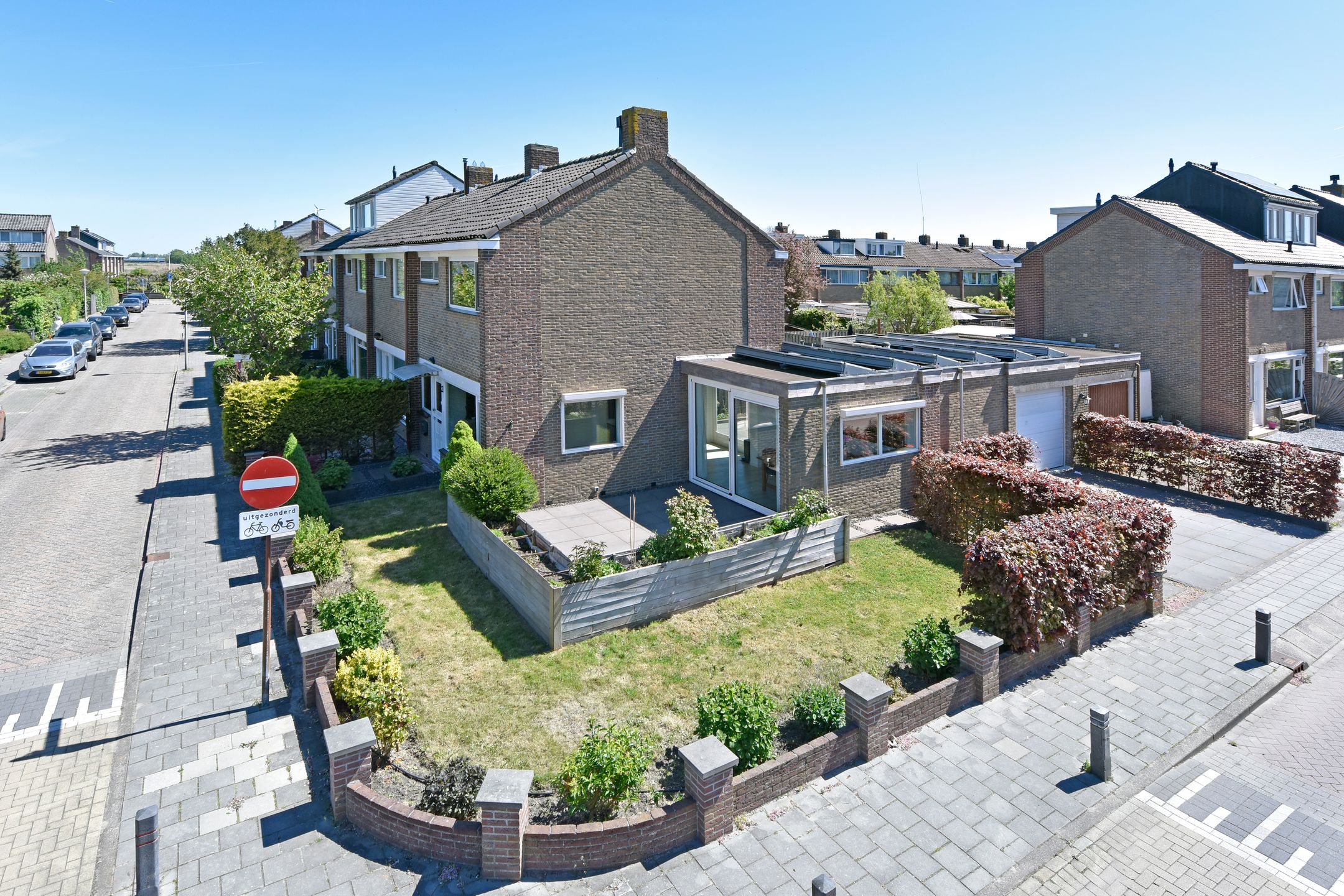 Foto van Irenelaan 2, Nieuwkoop