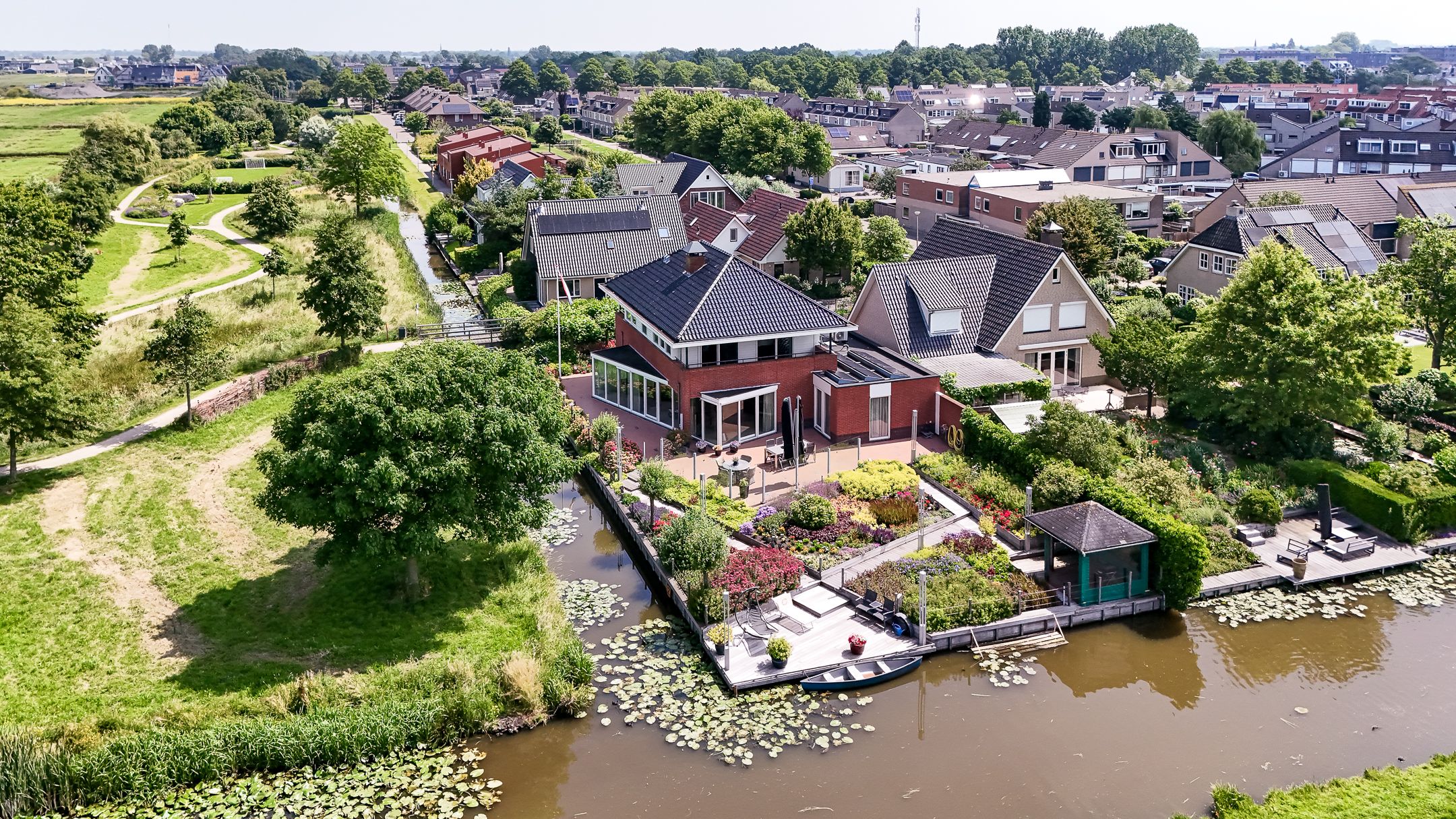 Foto van Aambeeld 13, Nieuwkoop