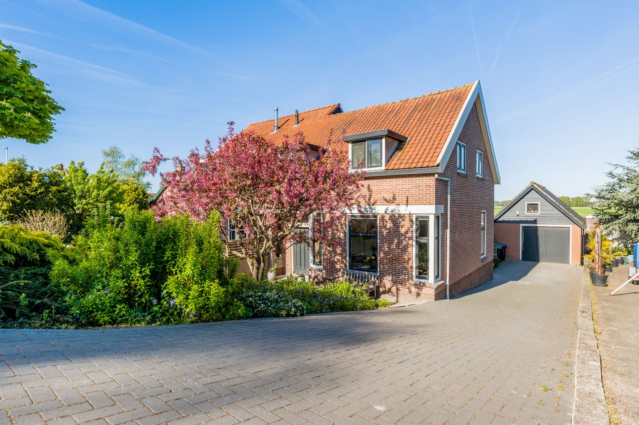 Foto van Willem van der Veldenweg 75, Leimuiden