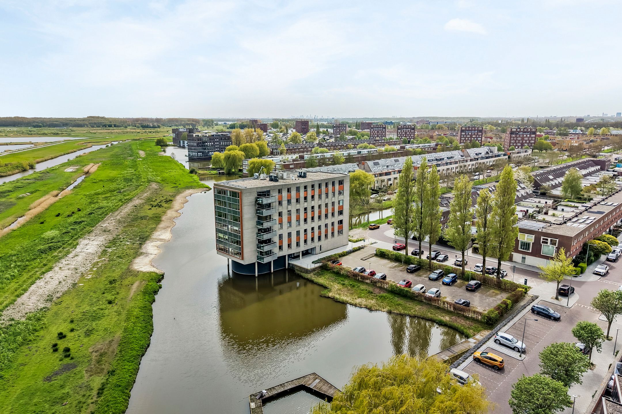 Foto van Pijlstaartplein 40, Den Haag