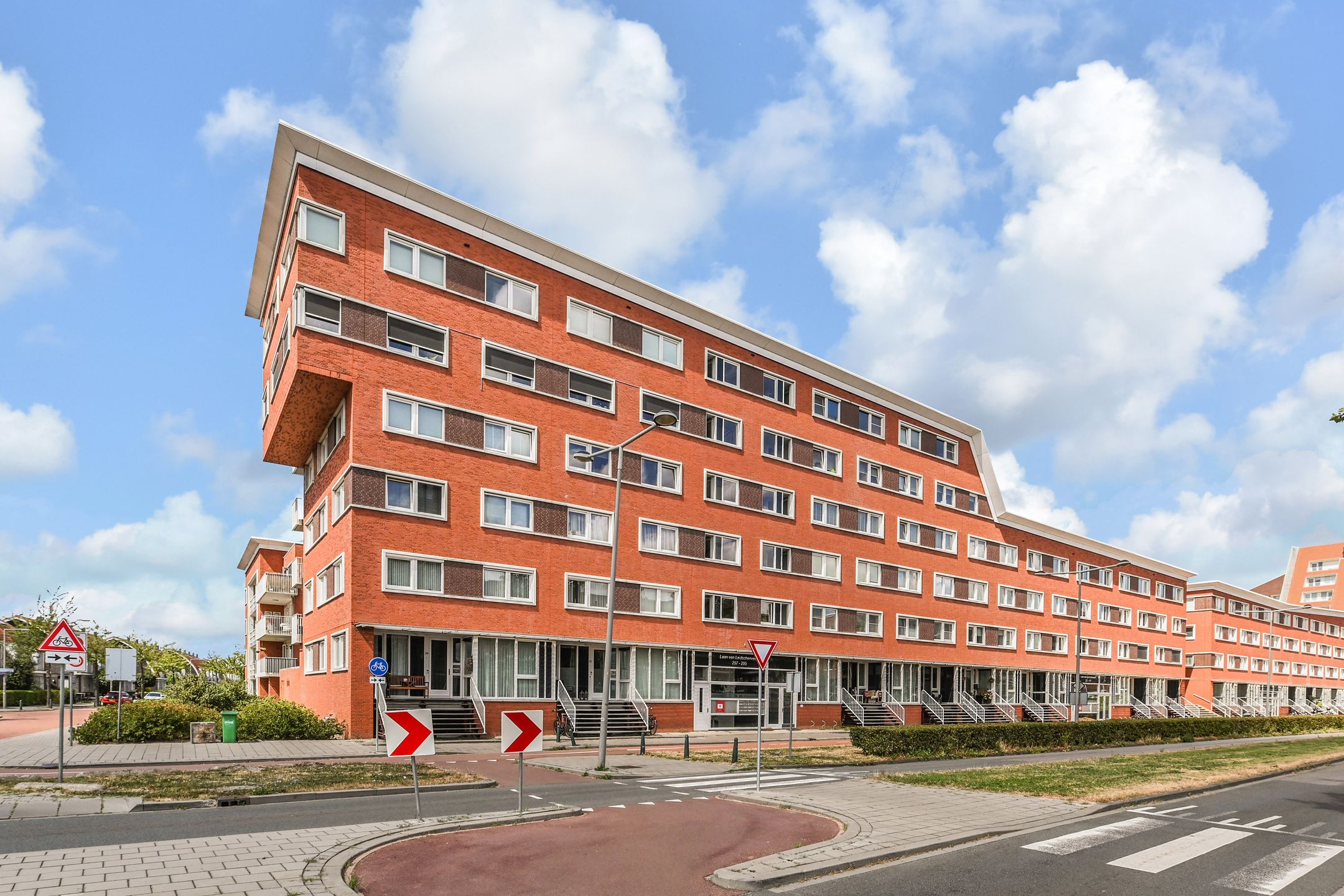 Foto van Laan van Leidschenveen 259, Den Haag