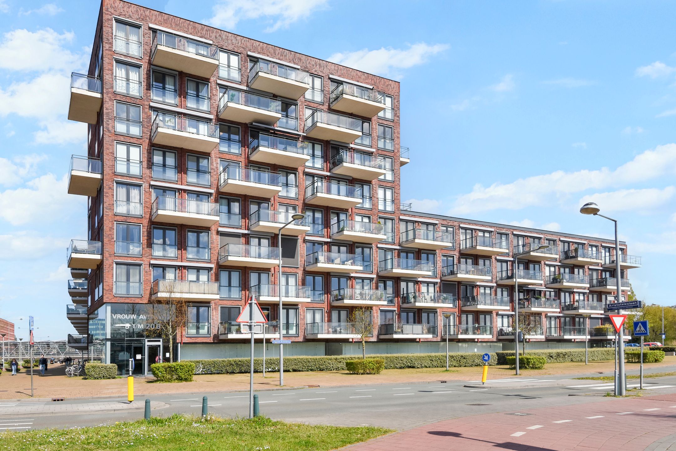 Foto van Vrouw Avenweg 16A, Den Haag