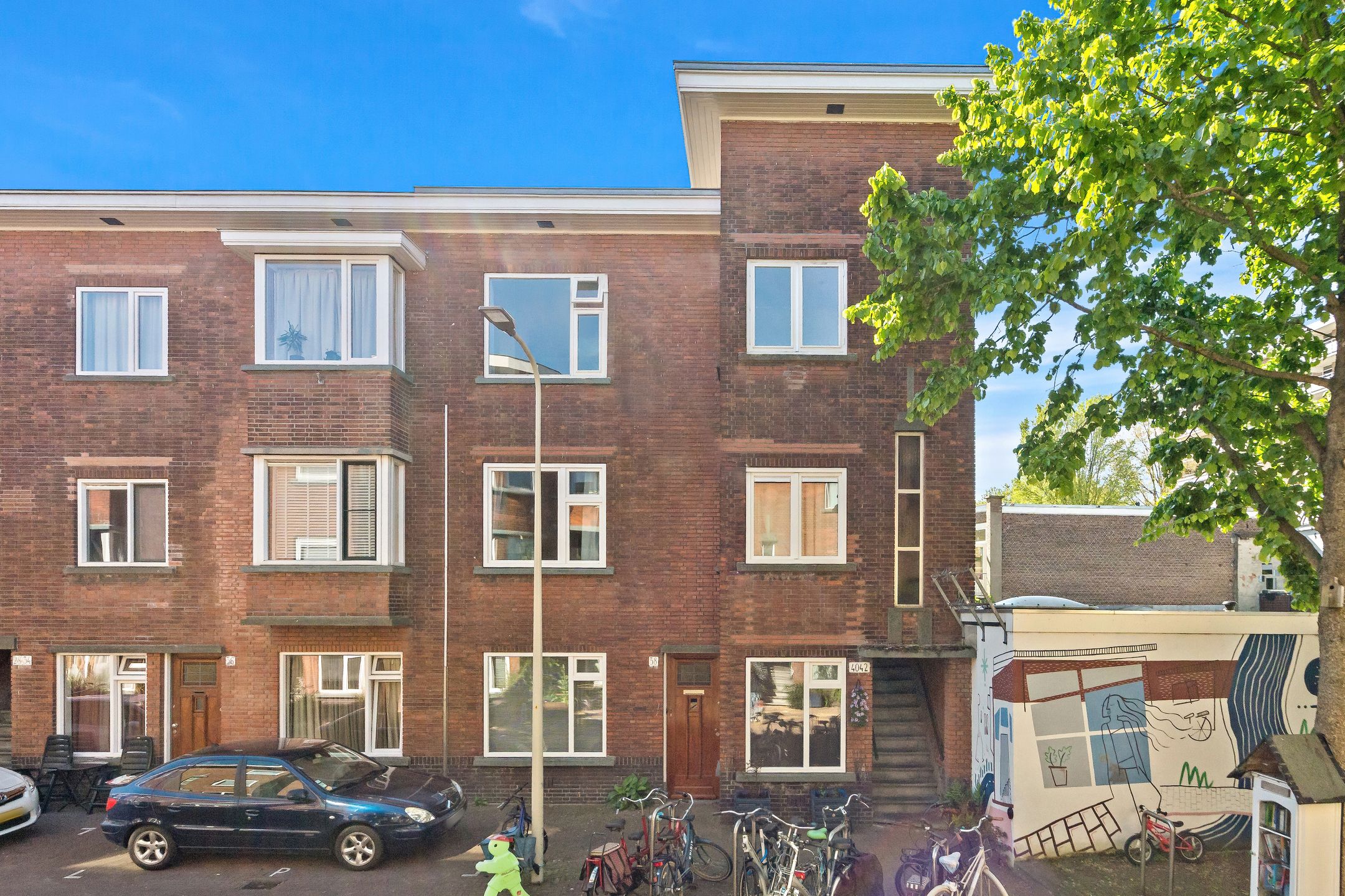 Foto van Pieter van den Zandestraat 42, Den Haag