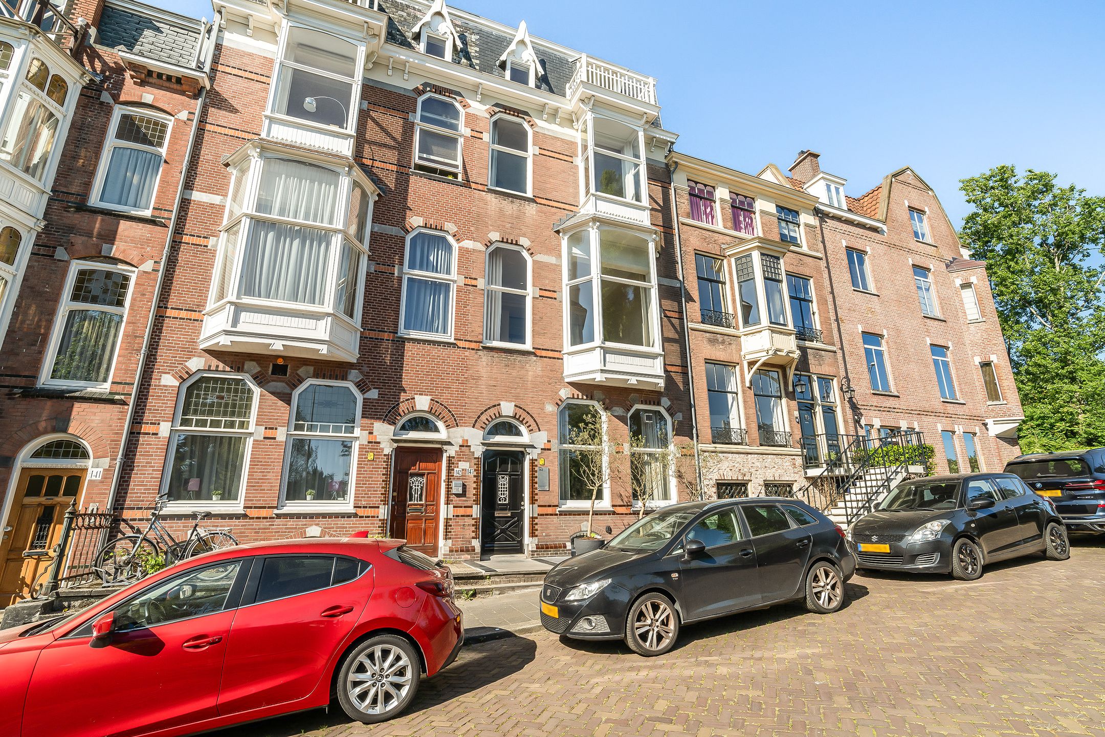 Foto van Koninginnegracht 143, Den Haag