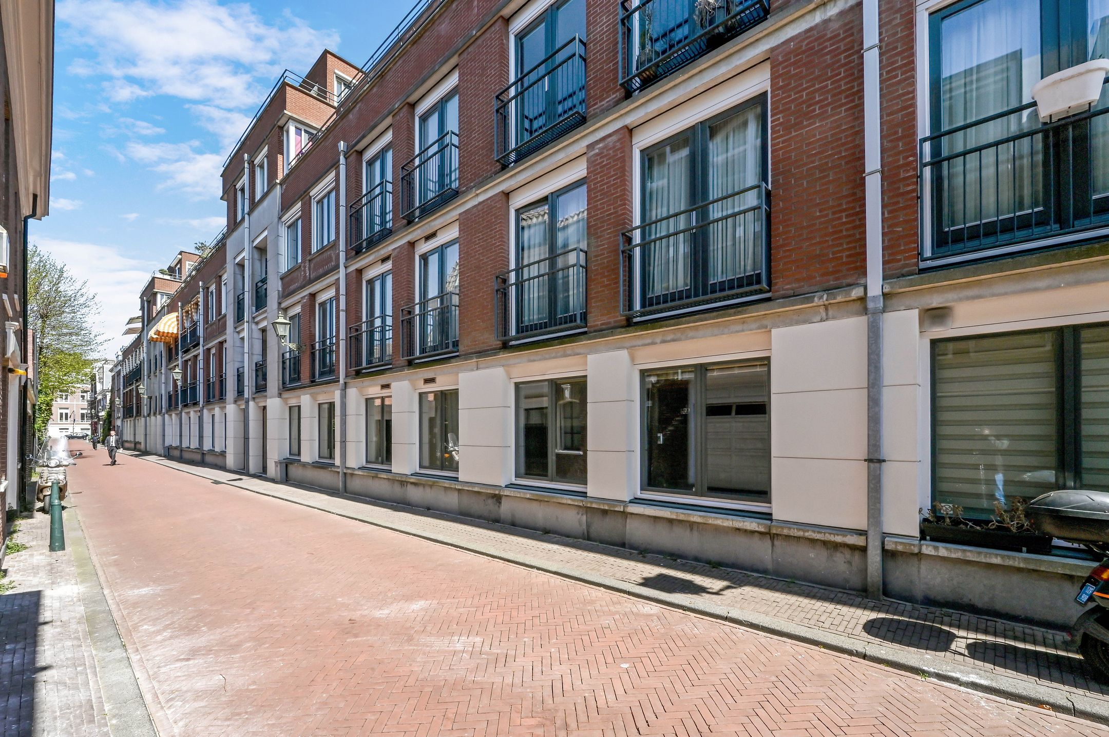 Foto van Laan van Roos en Doorn 23A, Den Haag
