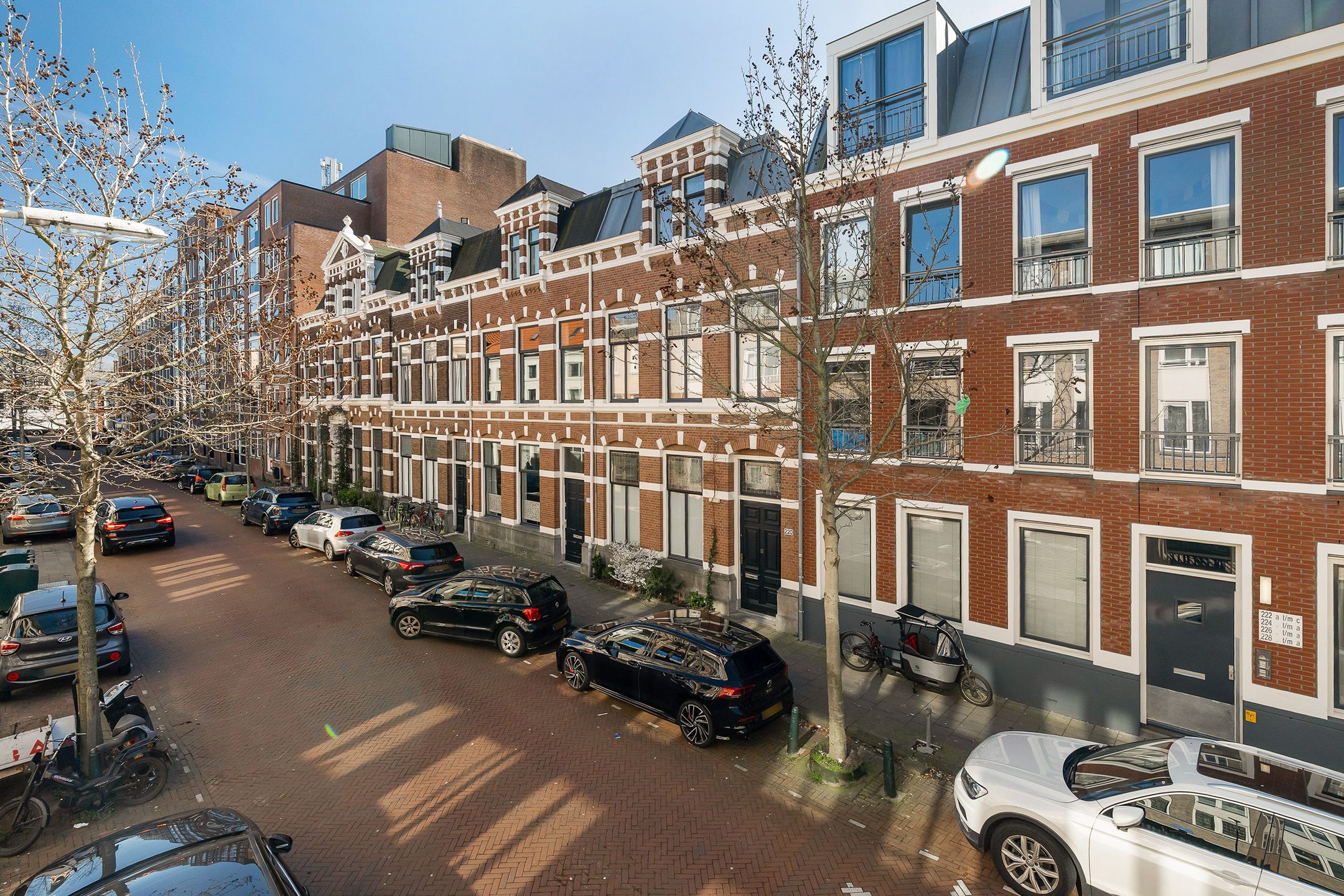 Foto van Van Limburg Stirumstraat 220, Den Haag