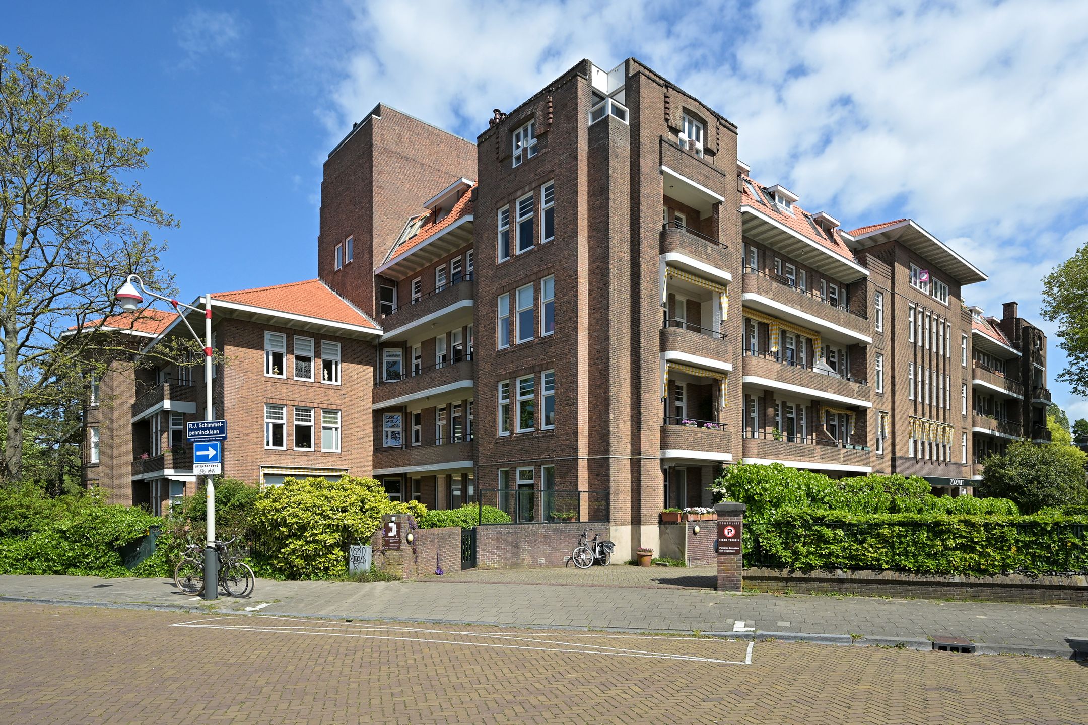 Foto van Alexander Gogelweg 75, Den Haag