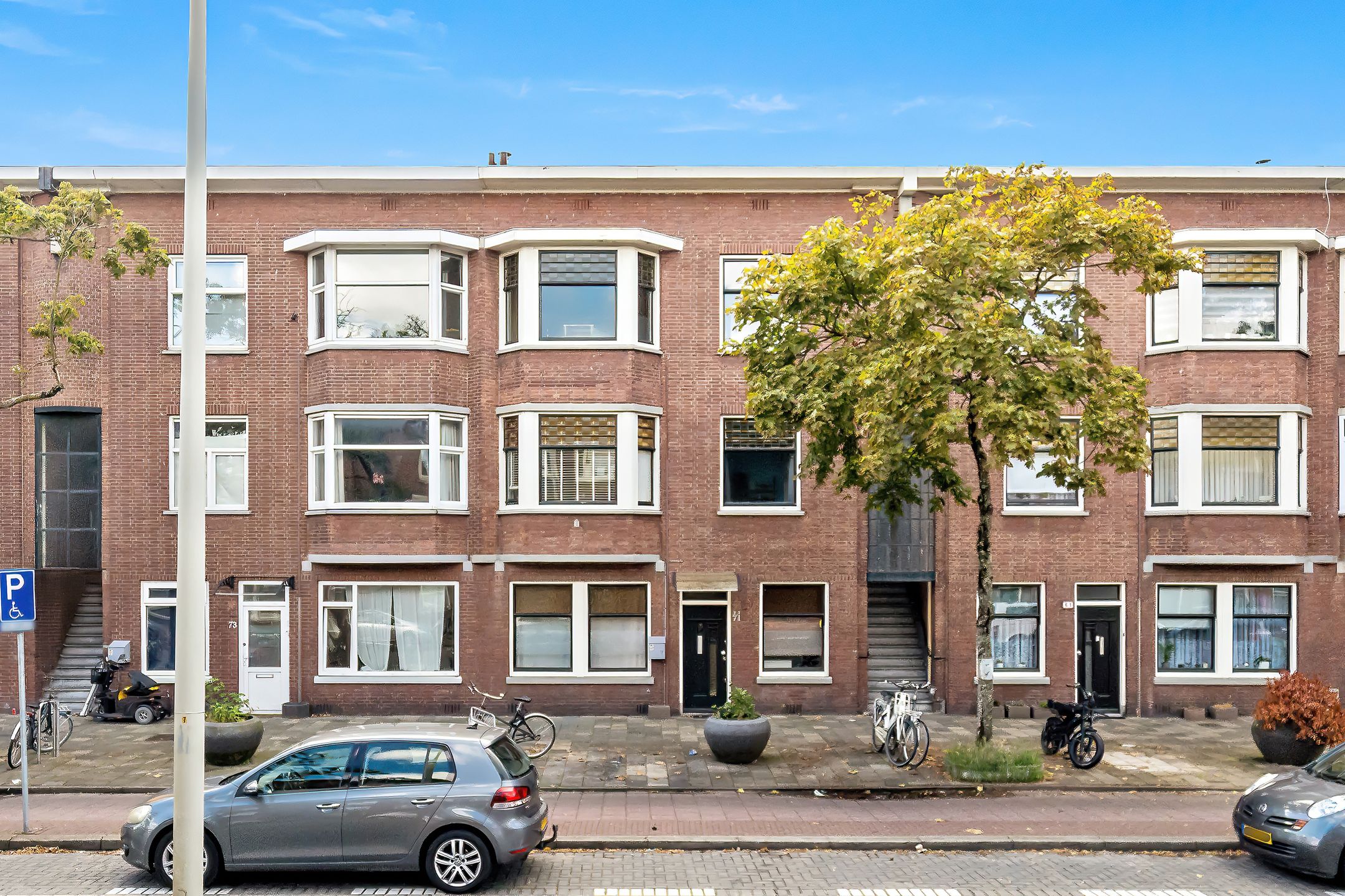 Foto van De Genestetlaan 67, Den Haag Portiekwoning