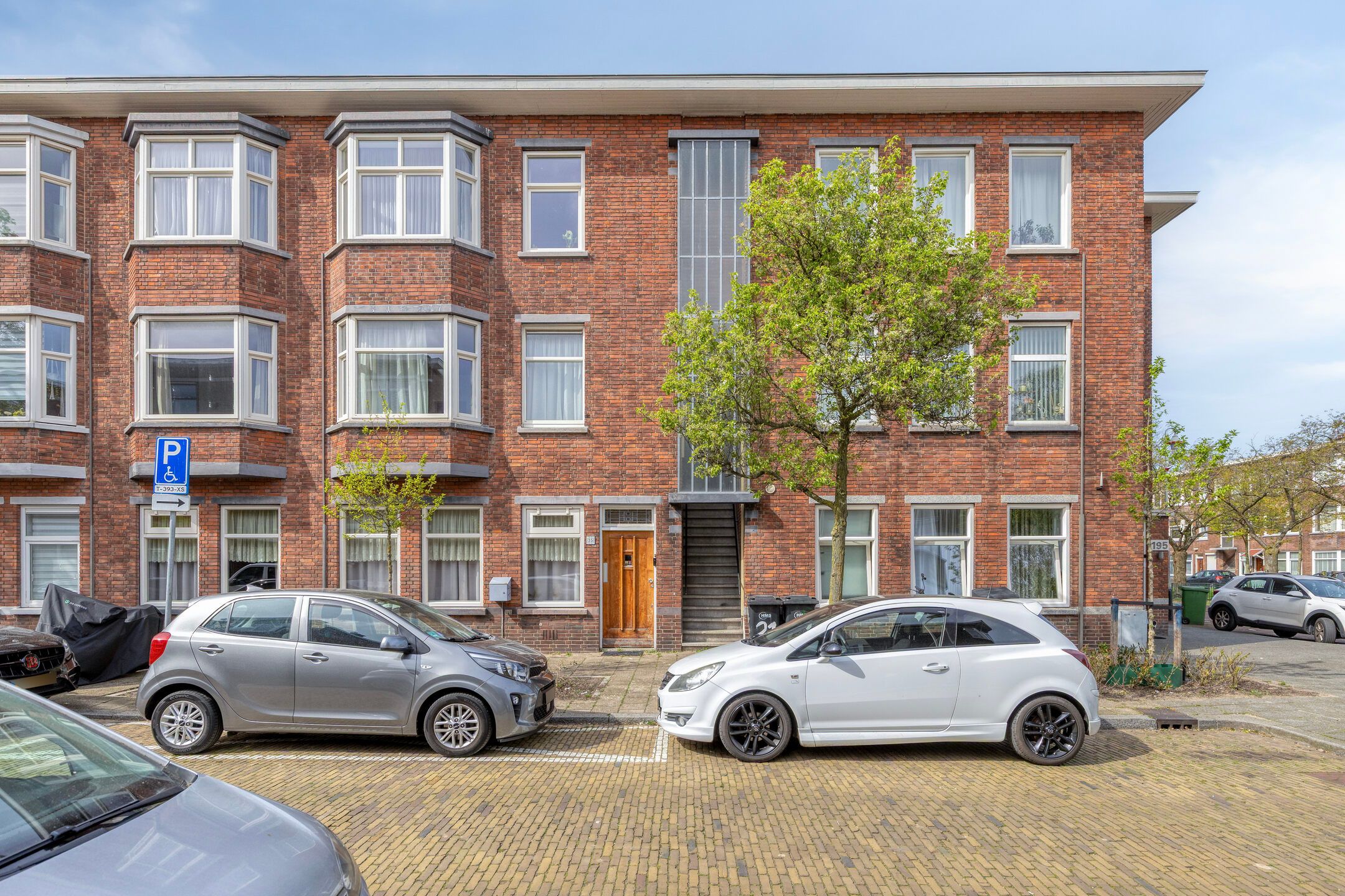 Foto van Elise van Calcarstraat 33, Den Haag