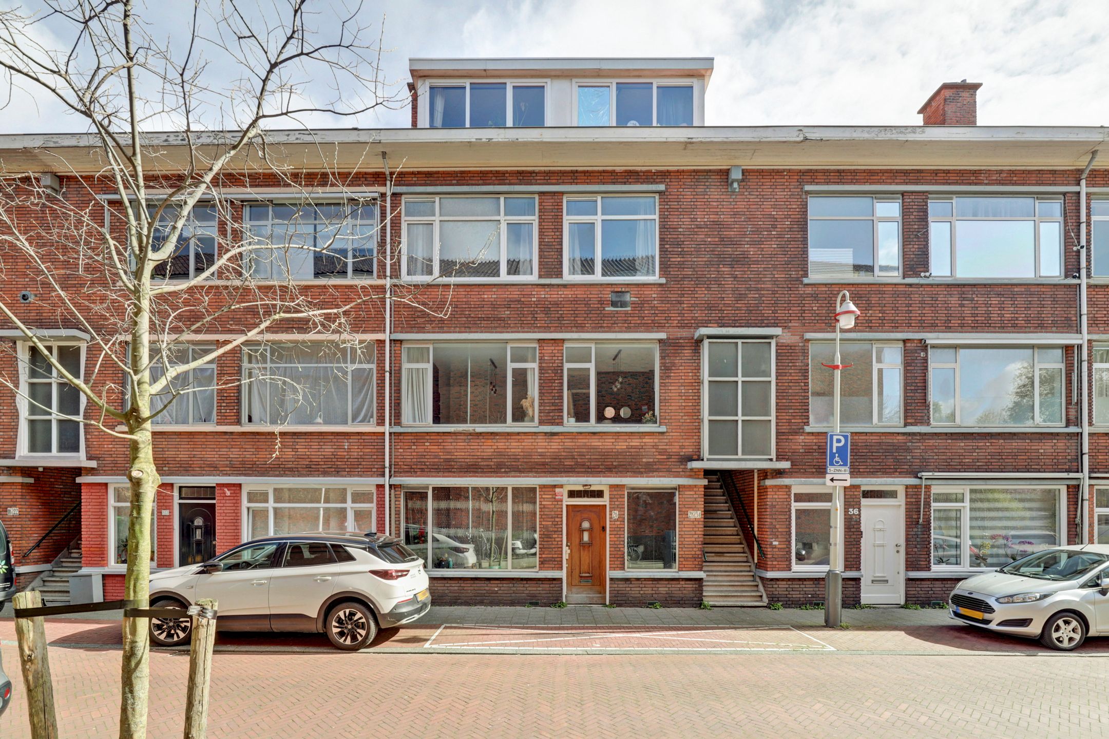 Foto van Bragastraat 28, Den Haag