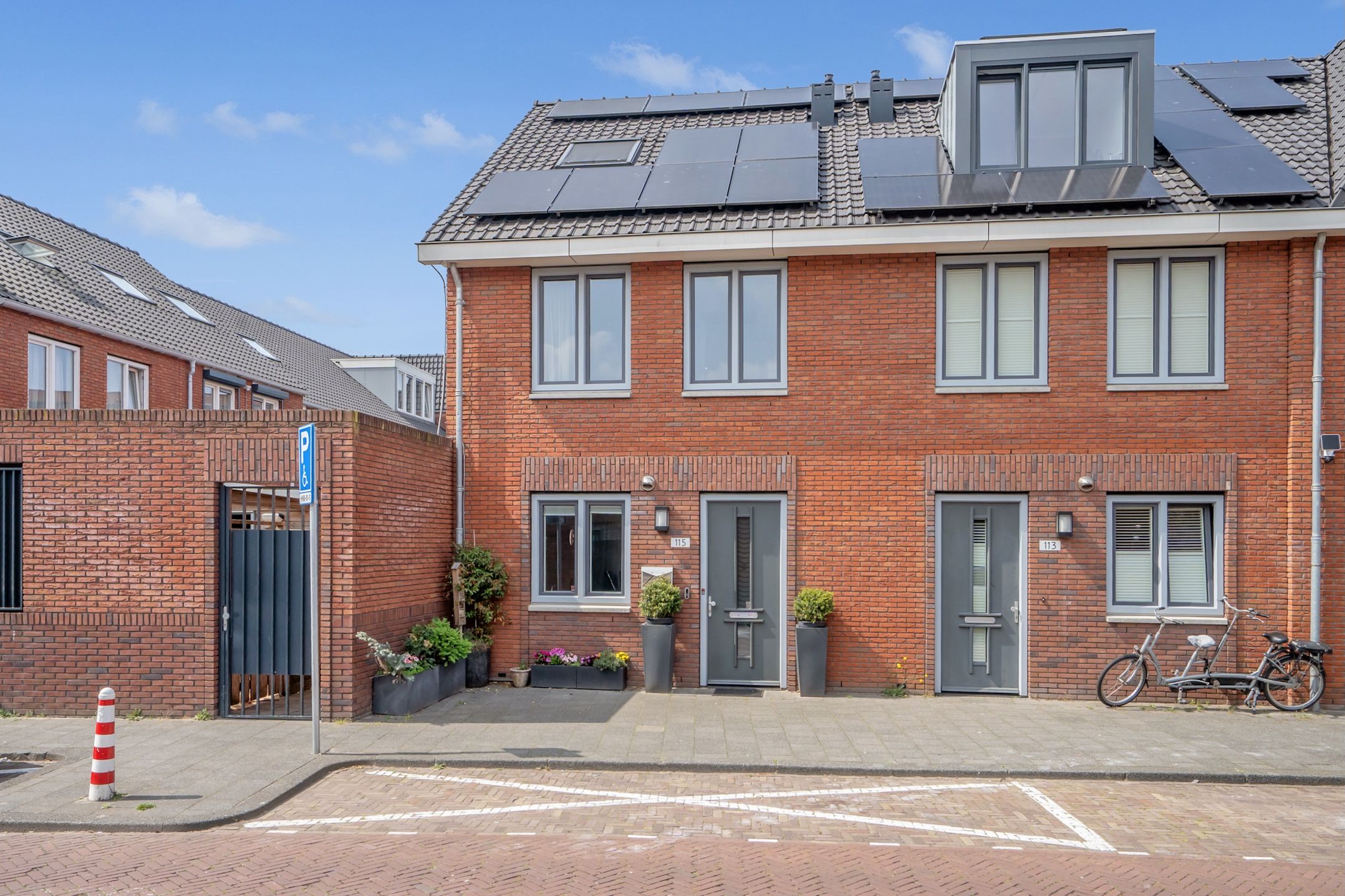 Foto van Abraham van Beyerenstraat 115, Den Haag