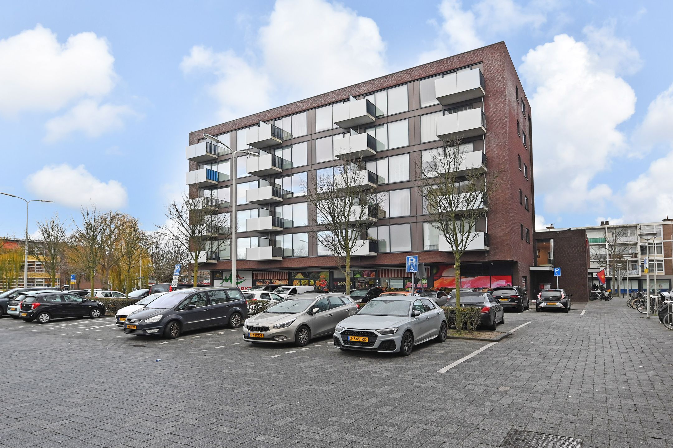 Foto van Ambachtsgaarde 210, Den Haag