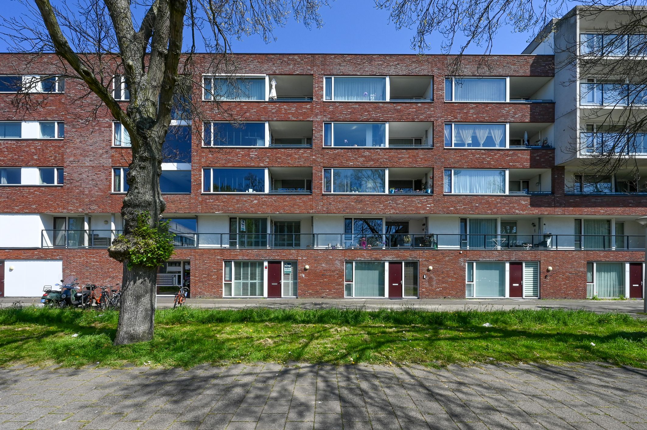 Foto van Dedemsvaartweg 492, Den Haag