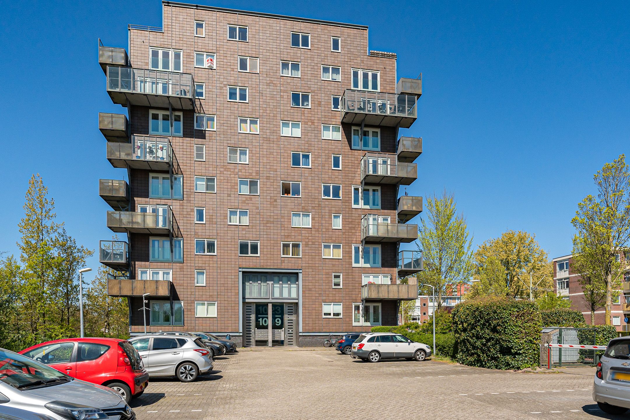 Foto van Dedemsvaartweg 1051, Den Haag