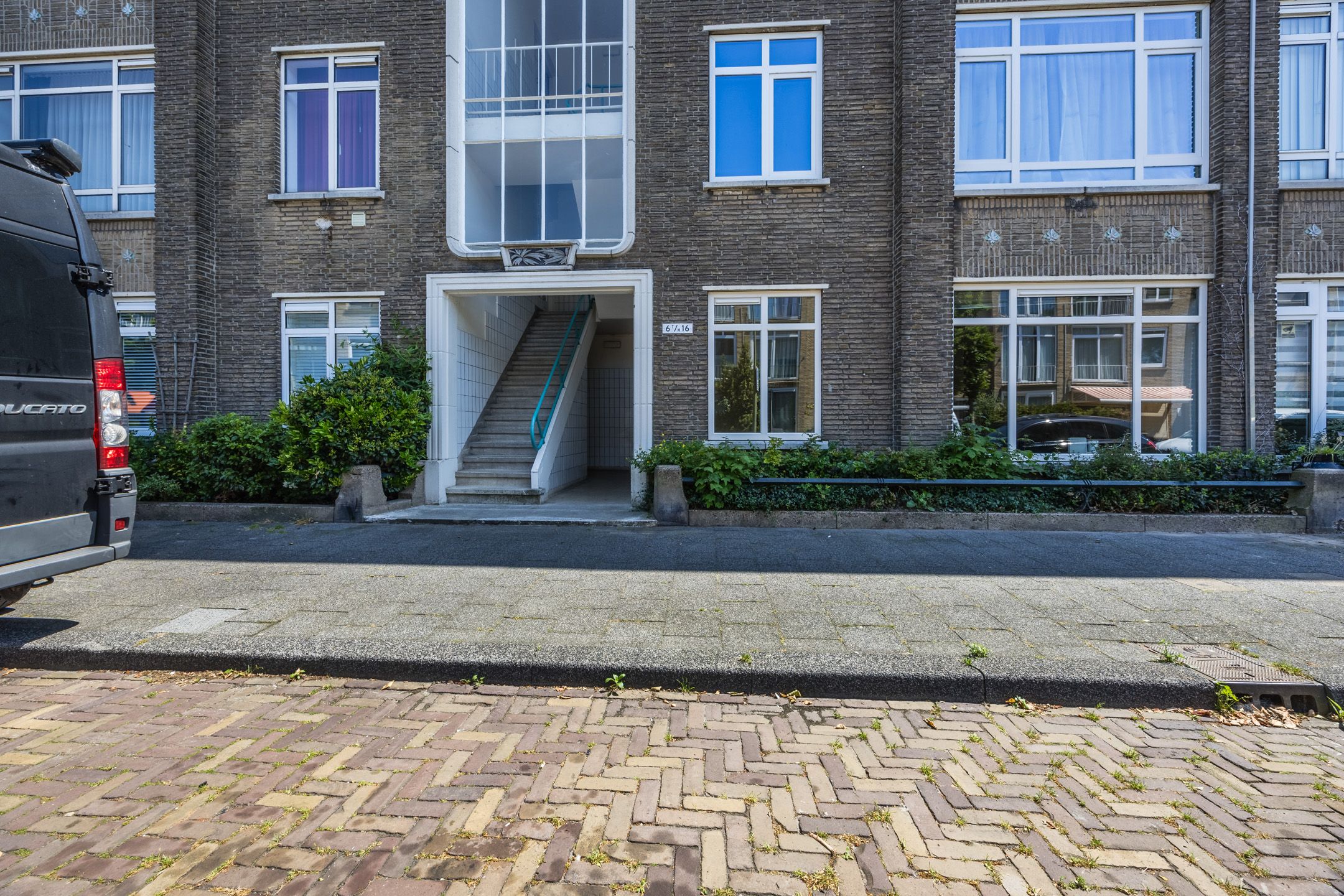 Foto van Nieuwersluisstraat 12, Den Haag