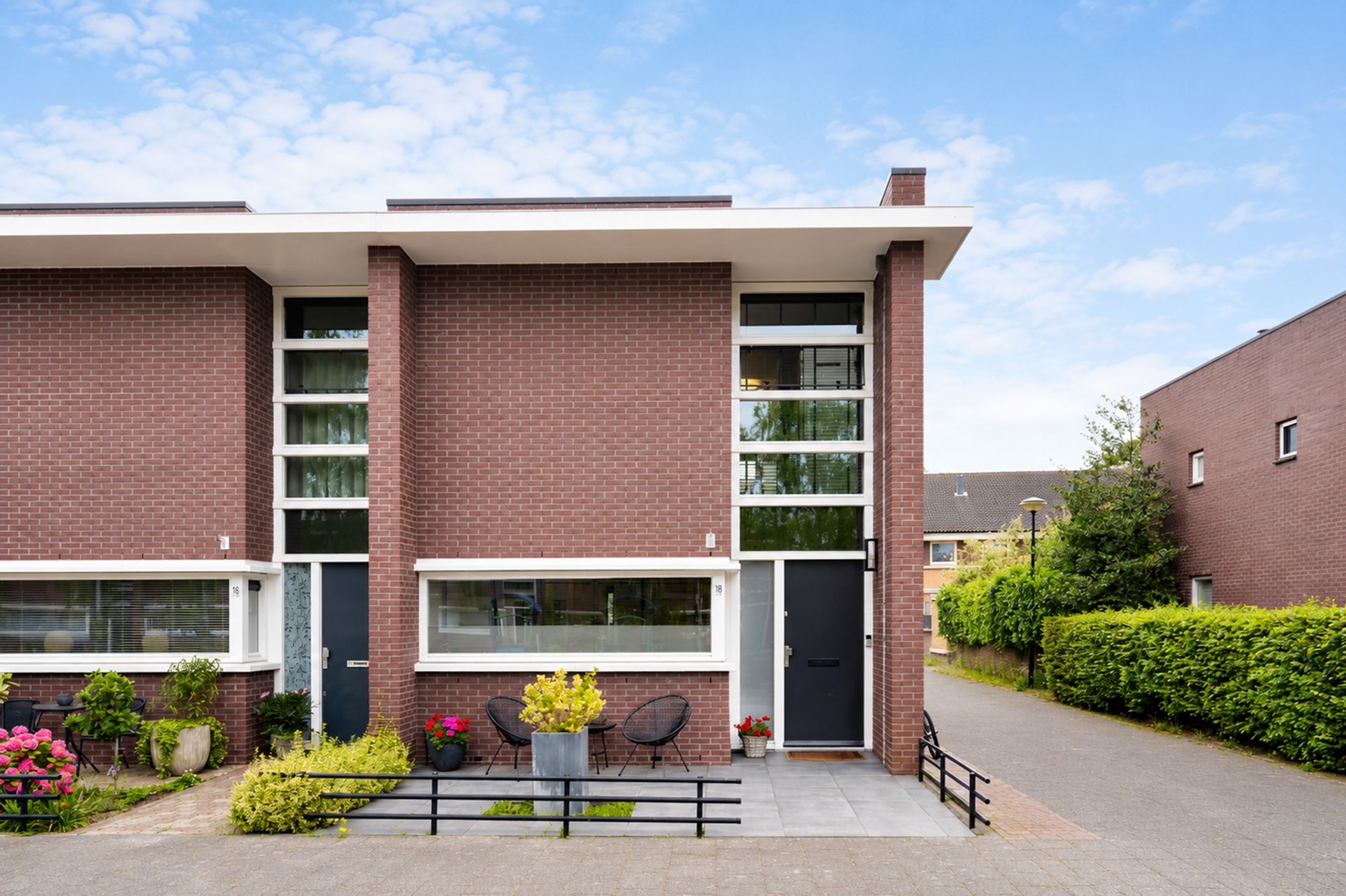 Foto van Bratislavahof 18, Den Haag