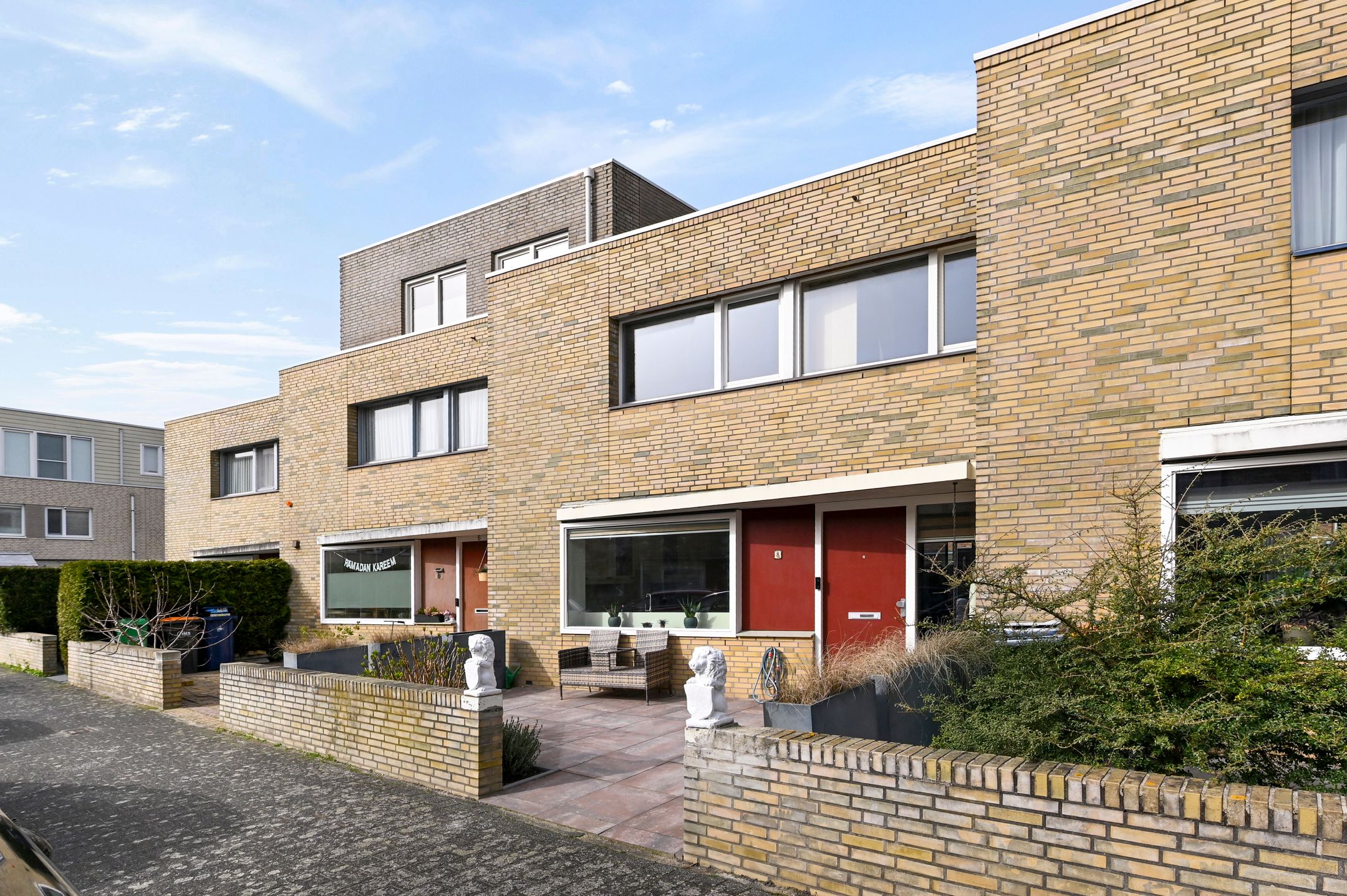 Foto van Oeverbiesstraat 8, Den Haag