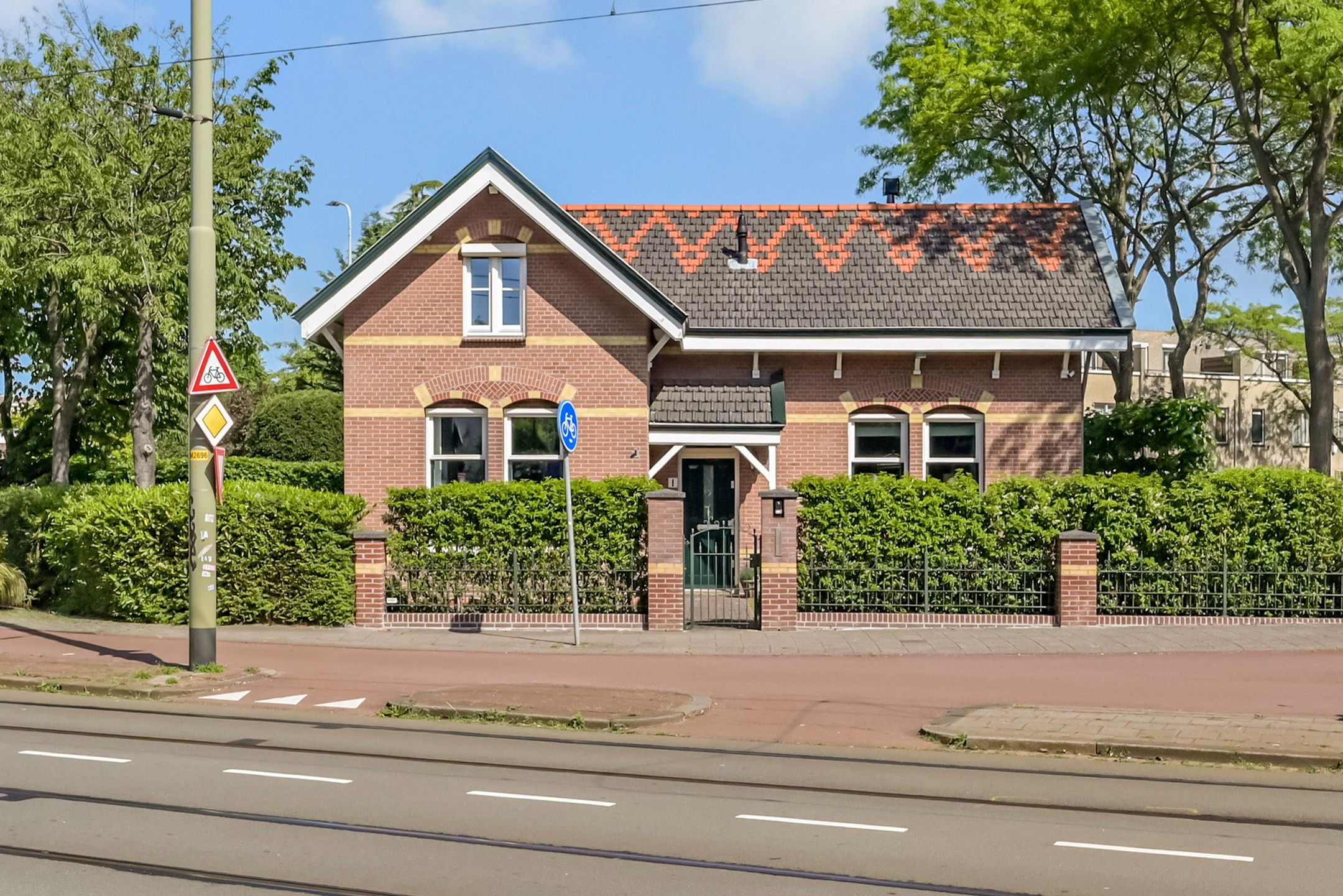 Foto van Lippe-Biesterfeldweg 1, Den Haag