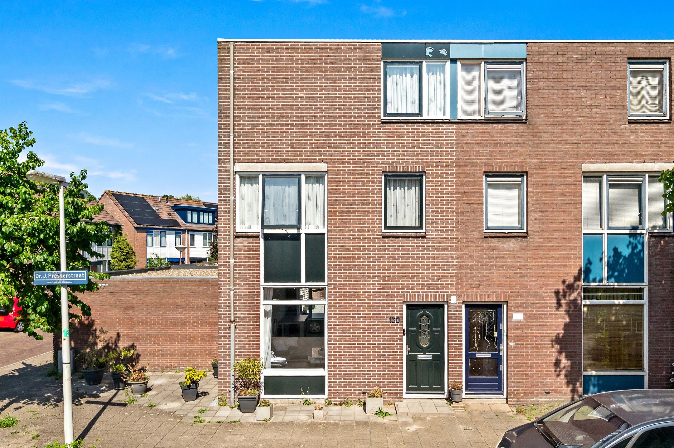 Foto van Dr. J. Presserstraat 150, Den Haag