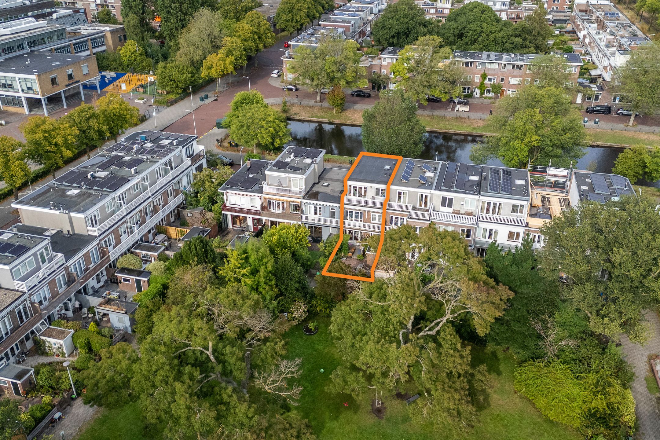 Foto van Chrysantplein 14, Den Haag