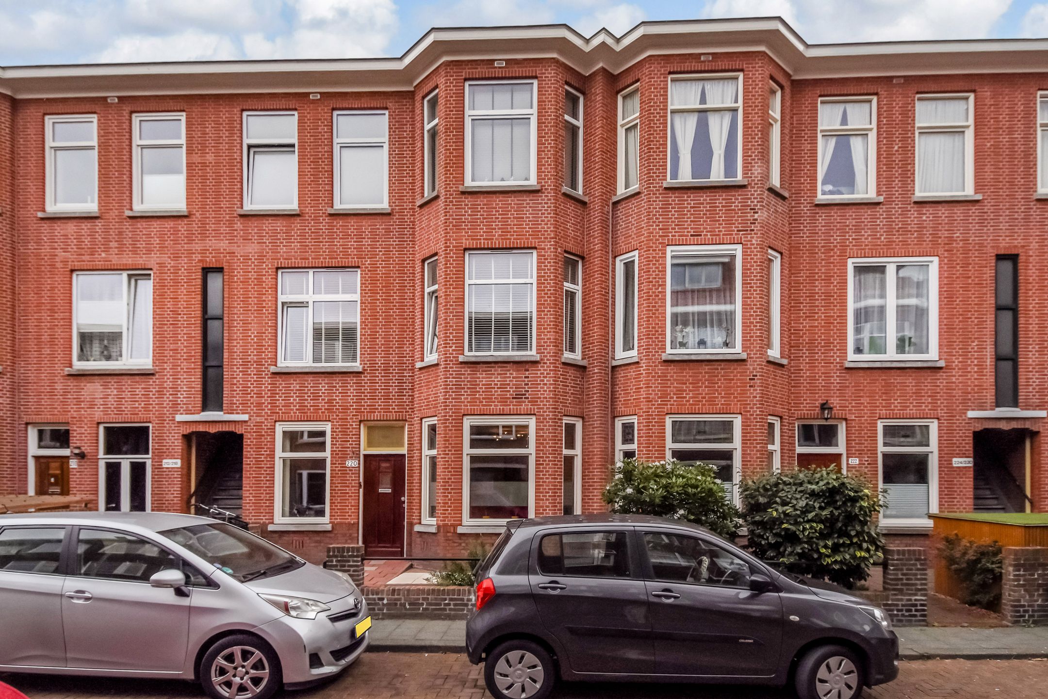 Foto van Lunterenstraat 220, Den Haag