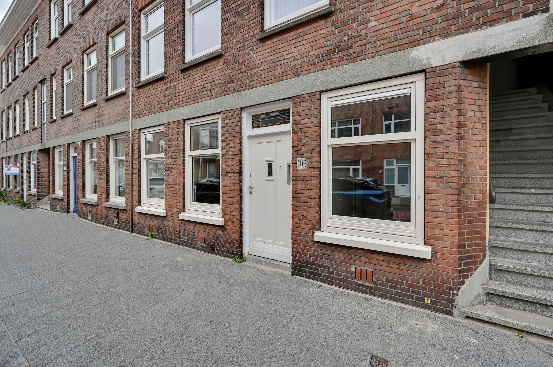 Foto van Hoenderloostraat 106, Den Haag