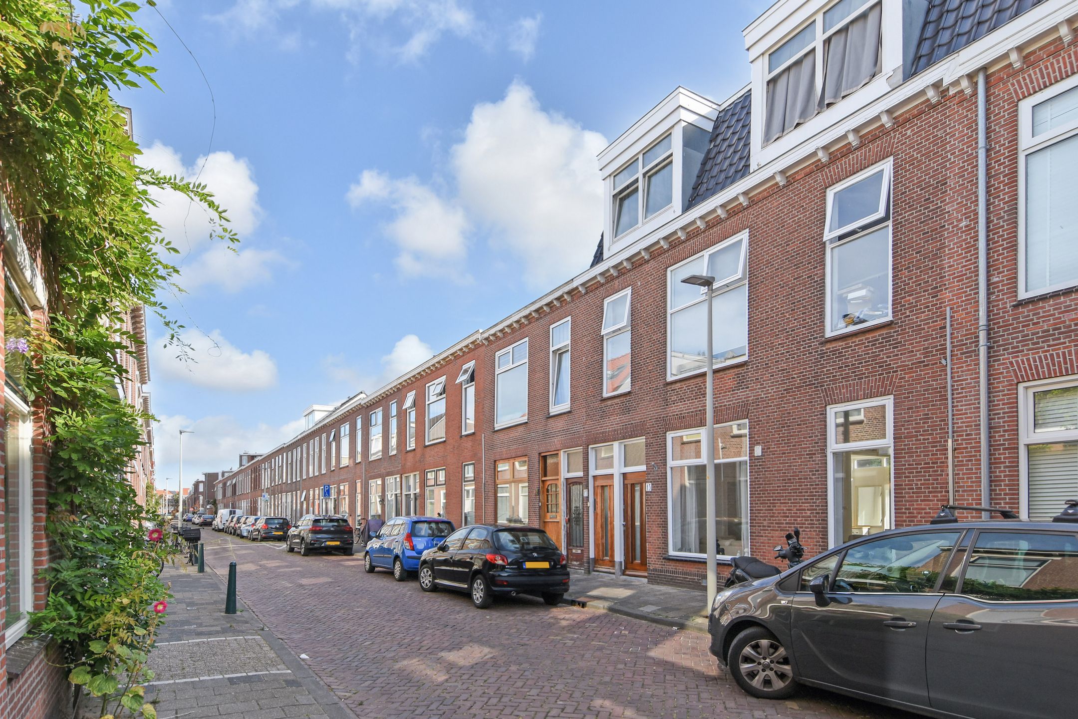 Foto van Jan van Houtstraat 13, Den Haag