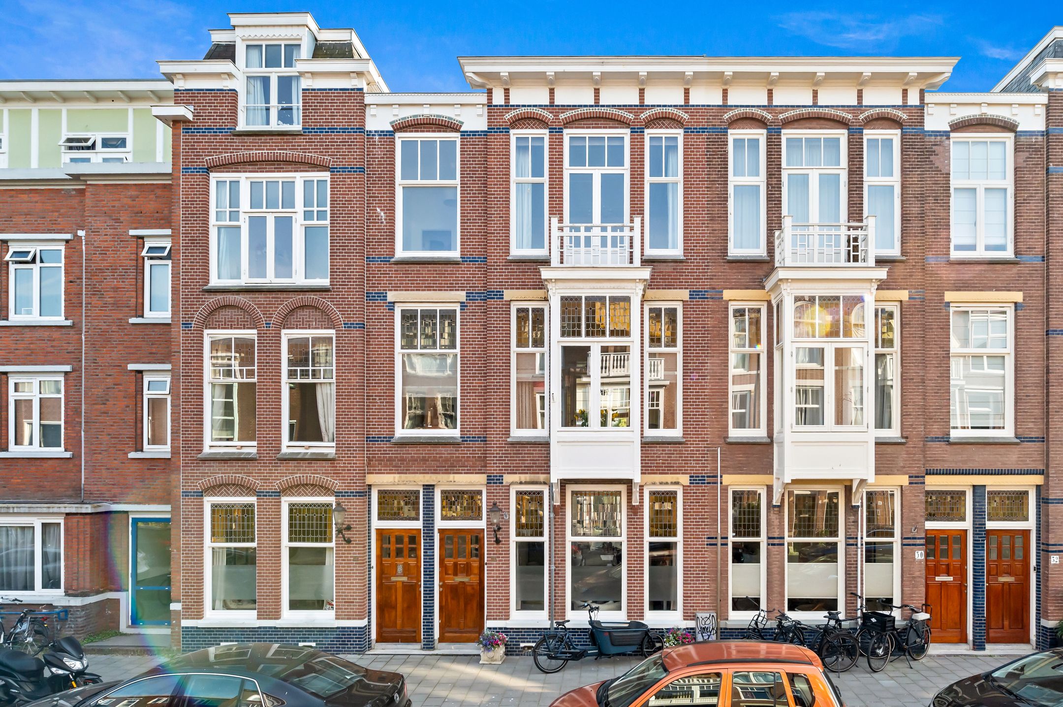 Foto van Van Weede van Dijkveldstraat 26, Den Haag