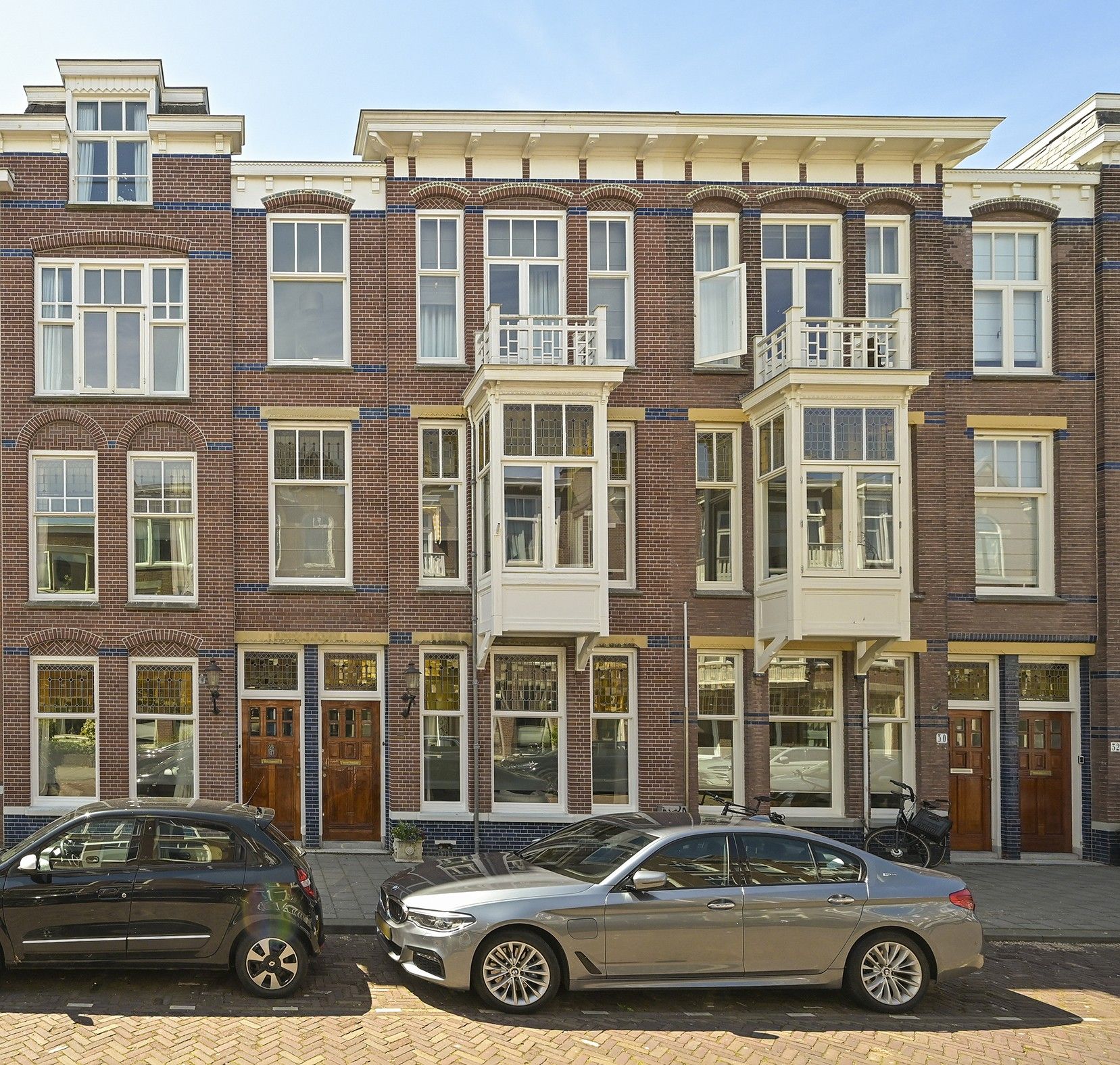 Foto van Van Weede van Dijkveldstraat 28, Den Haag