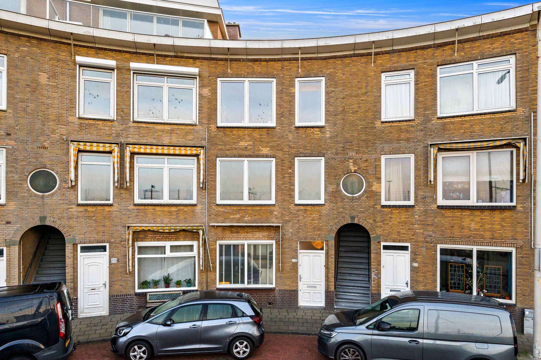 Foto van Zeeruststraat 212, Den Haag
