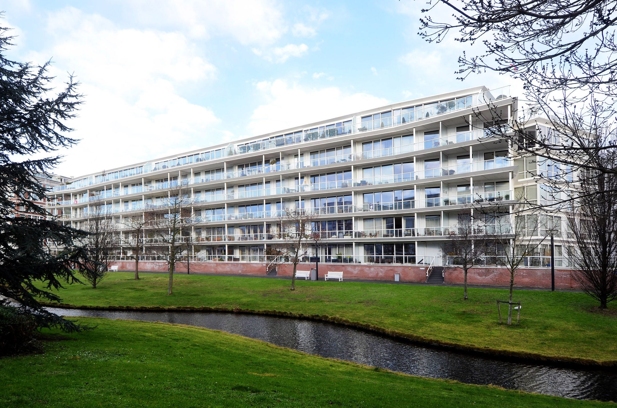Foto van Burgemeester De Monchyplein 283, Den Haag