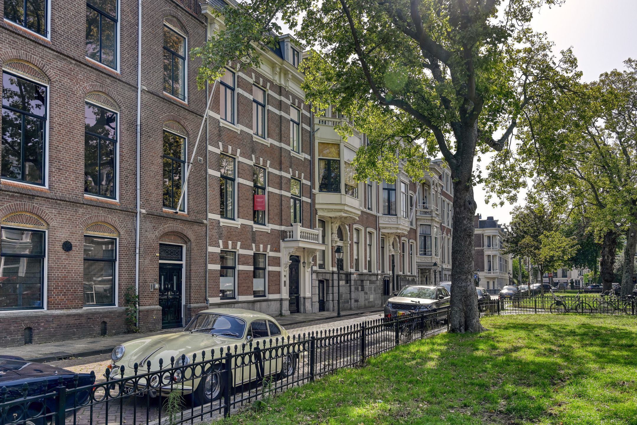 Foto van Surinamestraat 19, Den Haag