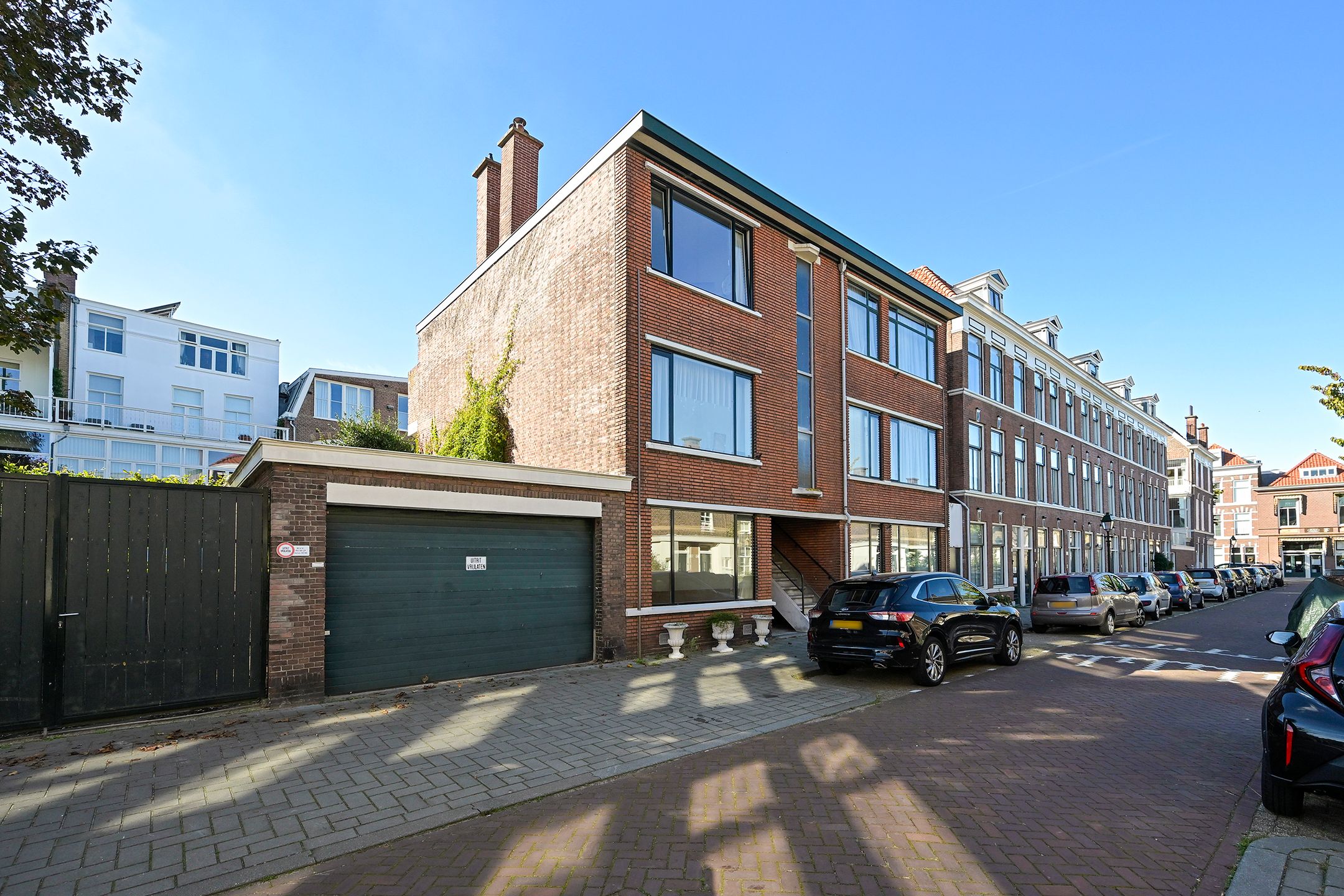 Foto van Paramaribostraat 2, Den Haag