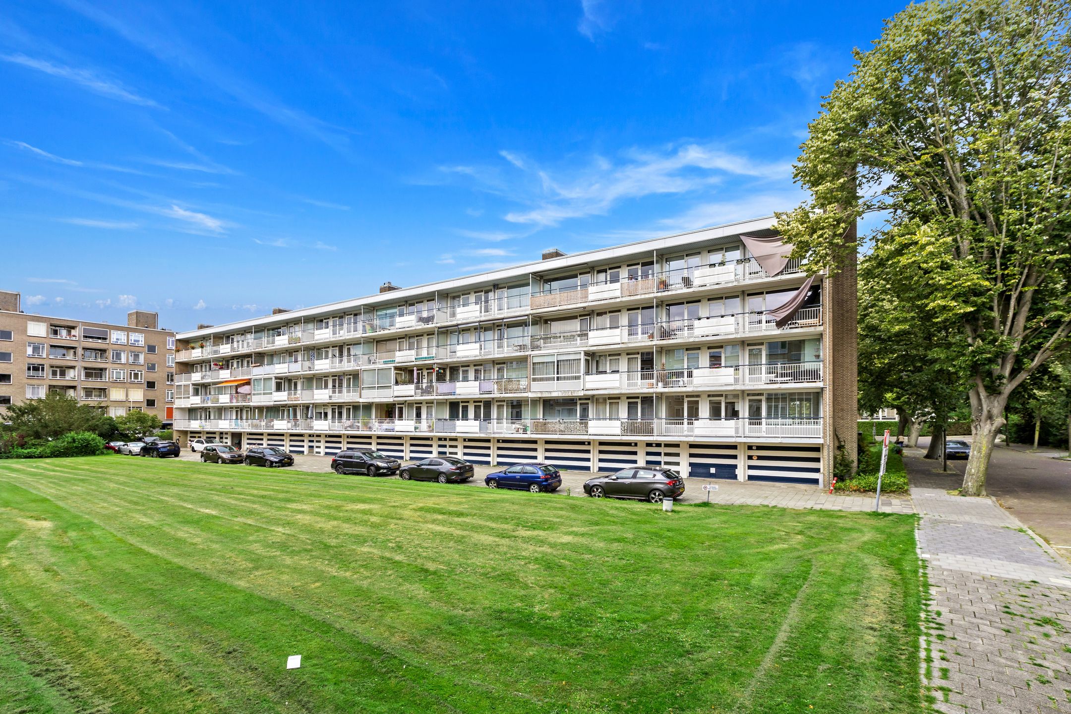 Foto van Saffierhorst 254, Den Haag