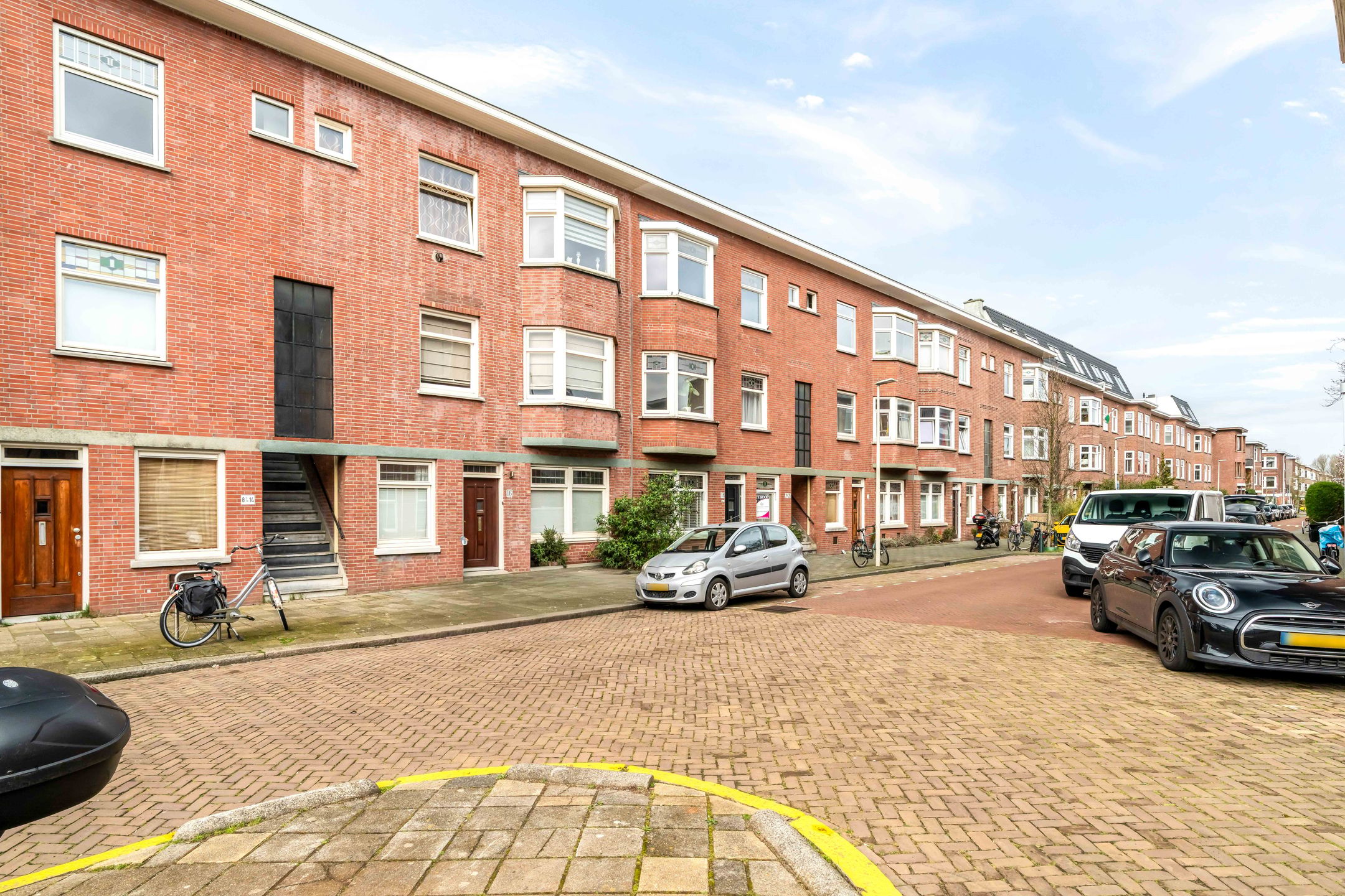 Foto van Van Lansbergestraat 10, Den Haag