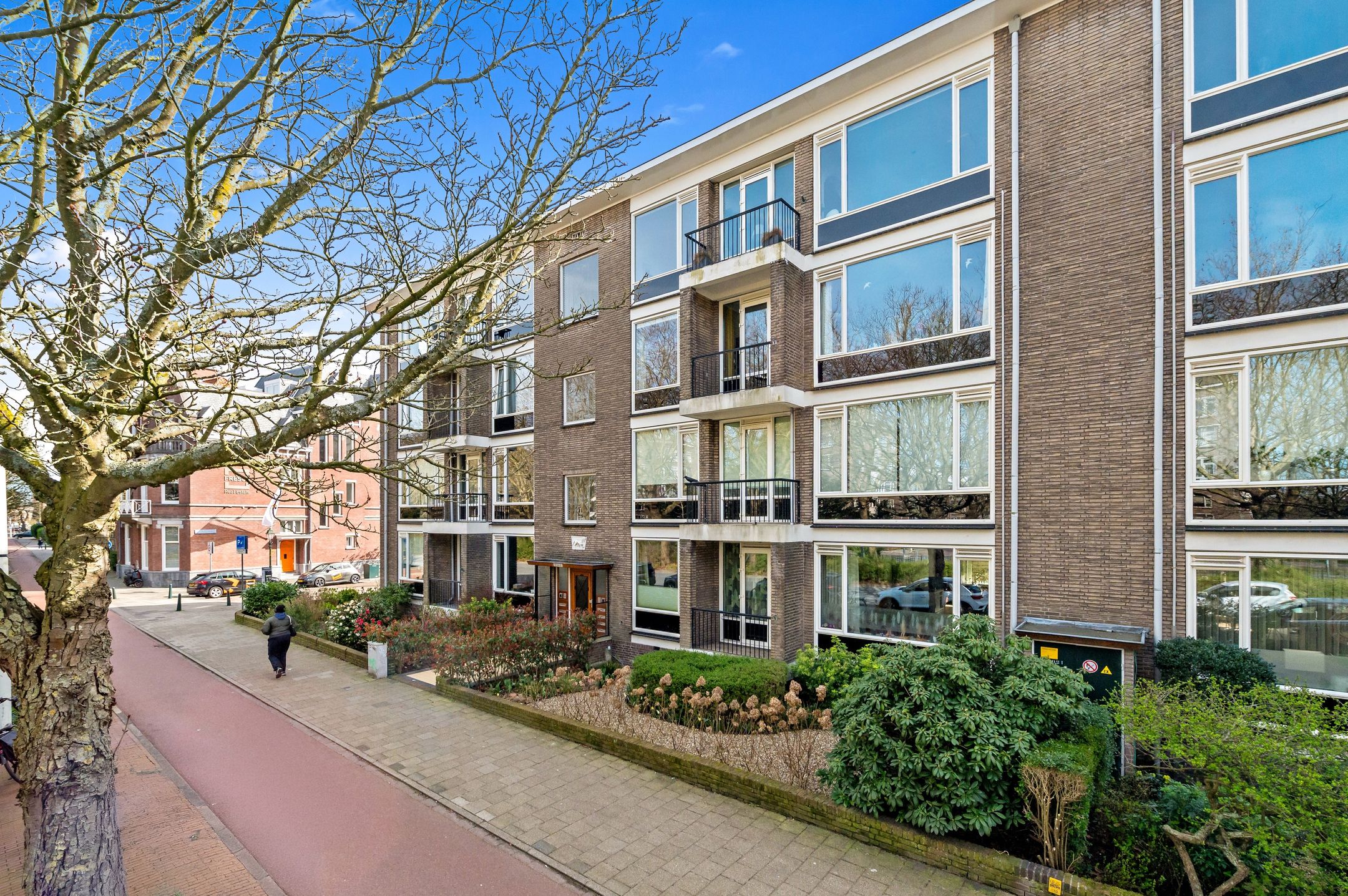 Foto van Juliana van Stolberglaan 33, Den Haag