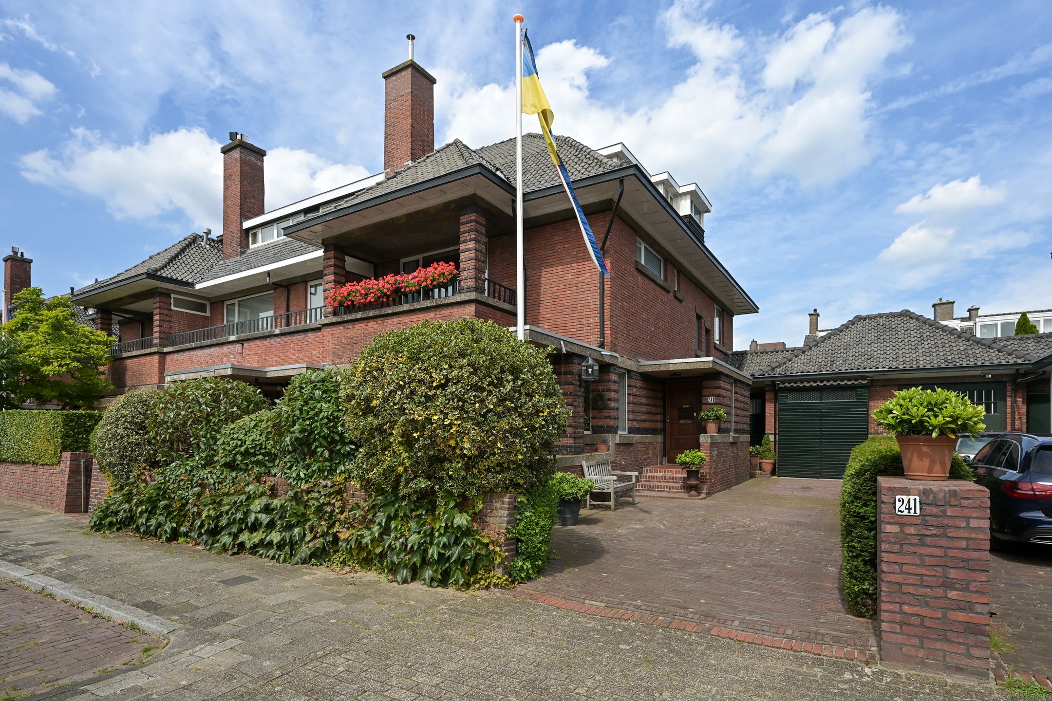 Foto van Benoordenhoutseweg 241, Den Haag