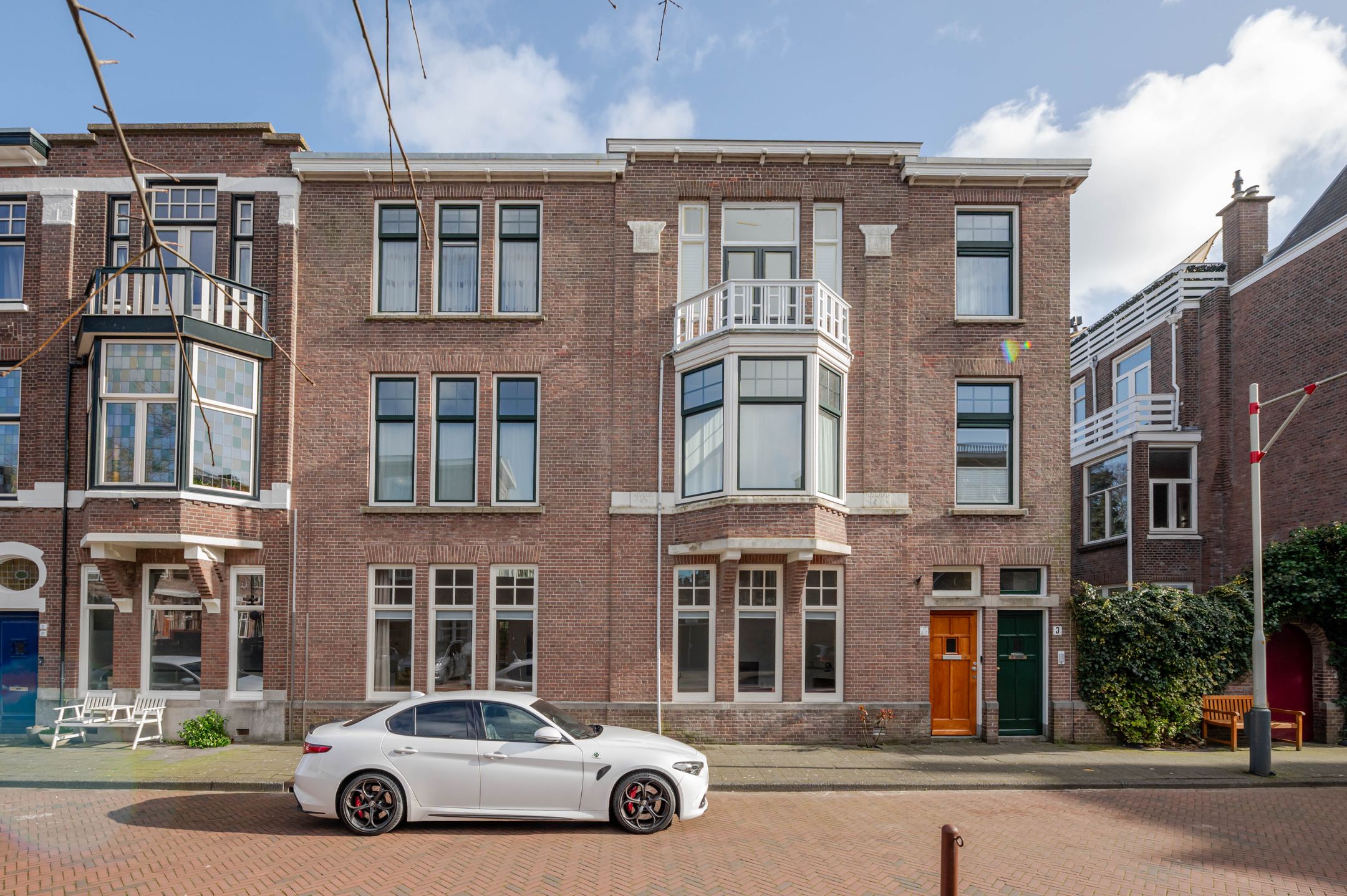 Foto van Emantsstraat 5, Den Haag