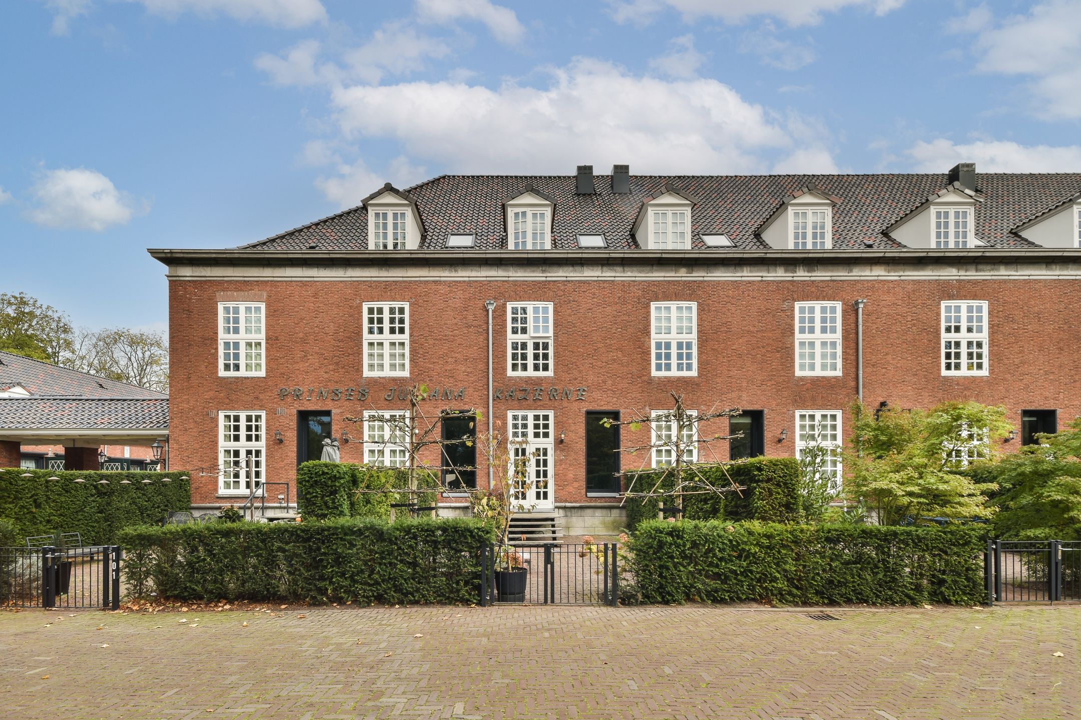 Foto van Thérèse Schwartzestraat 103, Den Haag