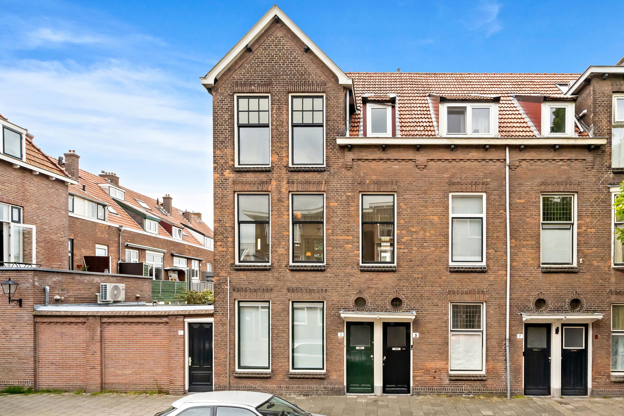 Foto van Van de Spiegelstraat 5, Delft