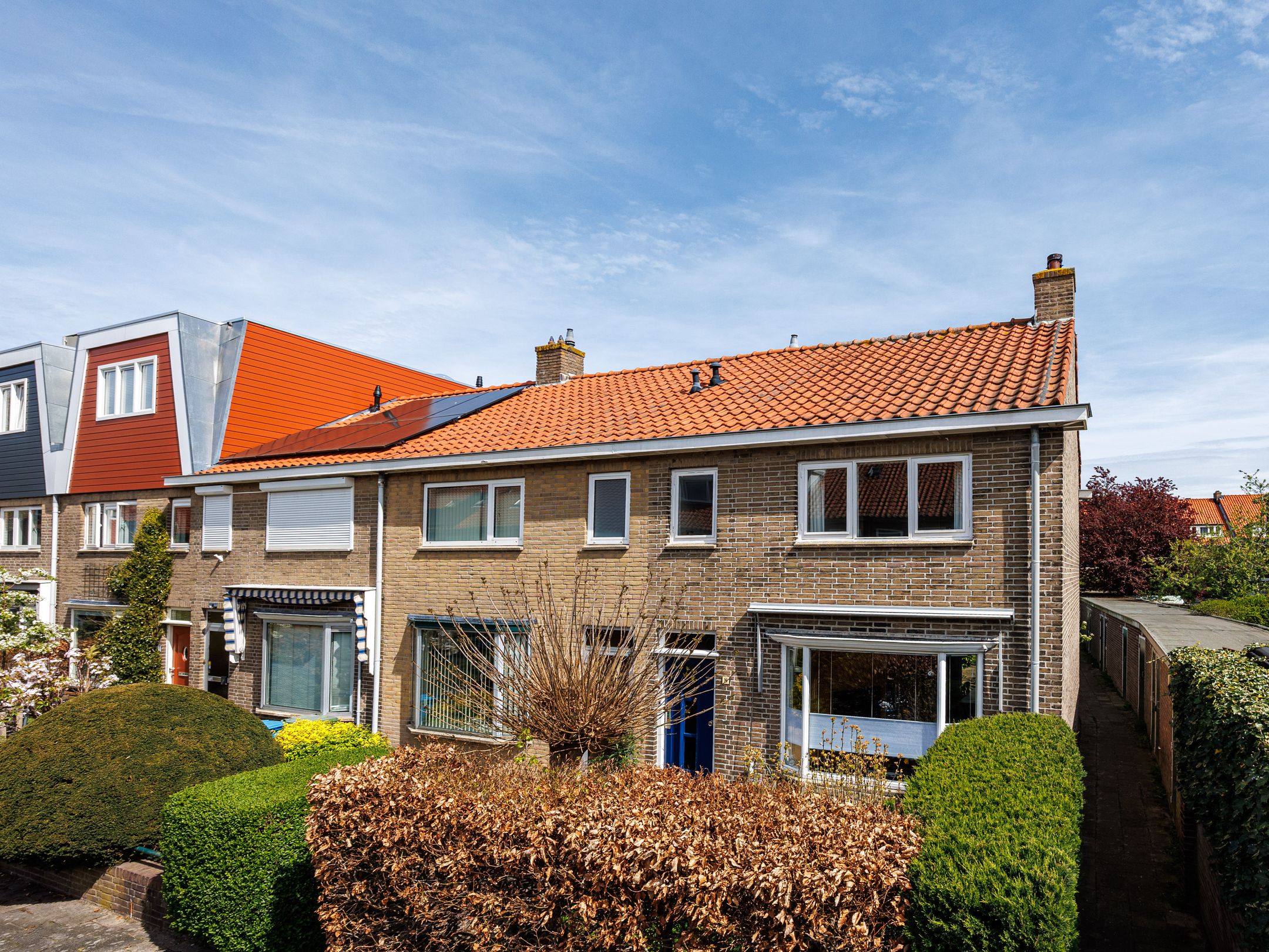 Foto van Tak van Poortvlietstraat 8, Delft