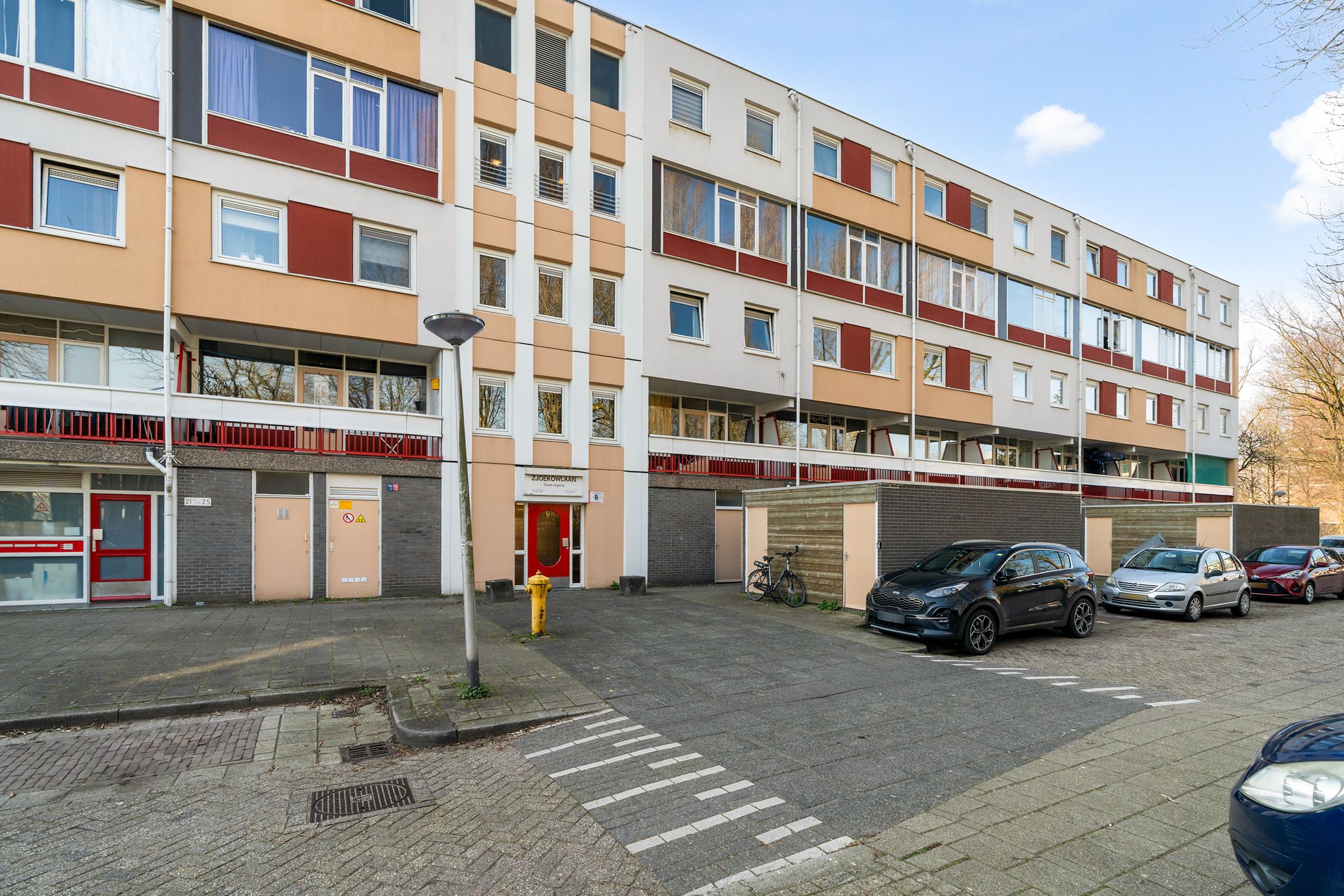 Foto van Zjoekowlaan 19, Delft